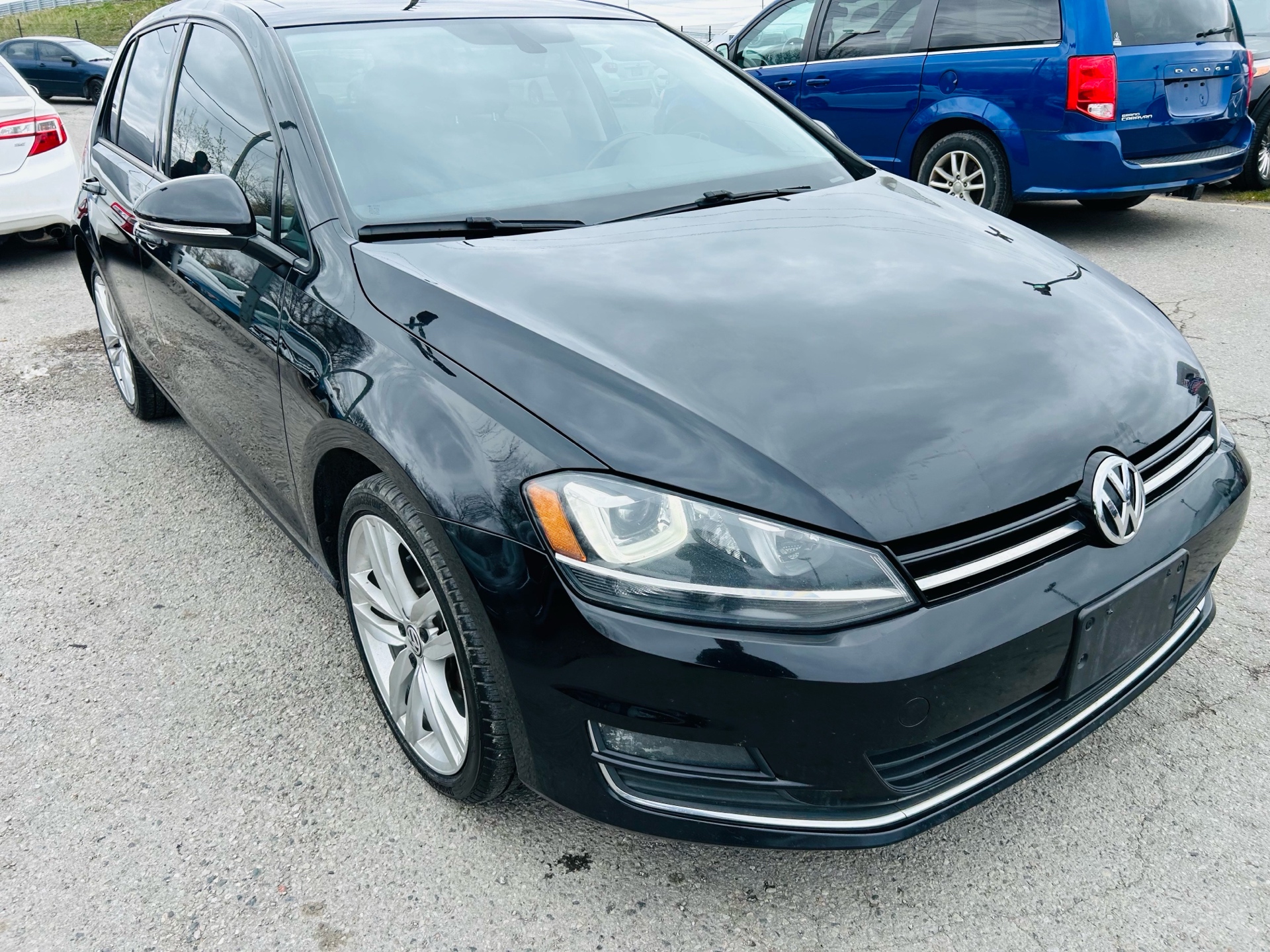 /hakimautosale/2017-Volkswagen-Golf-9686059802389213.jpg