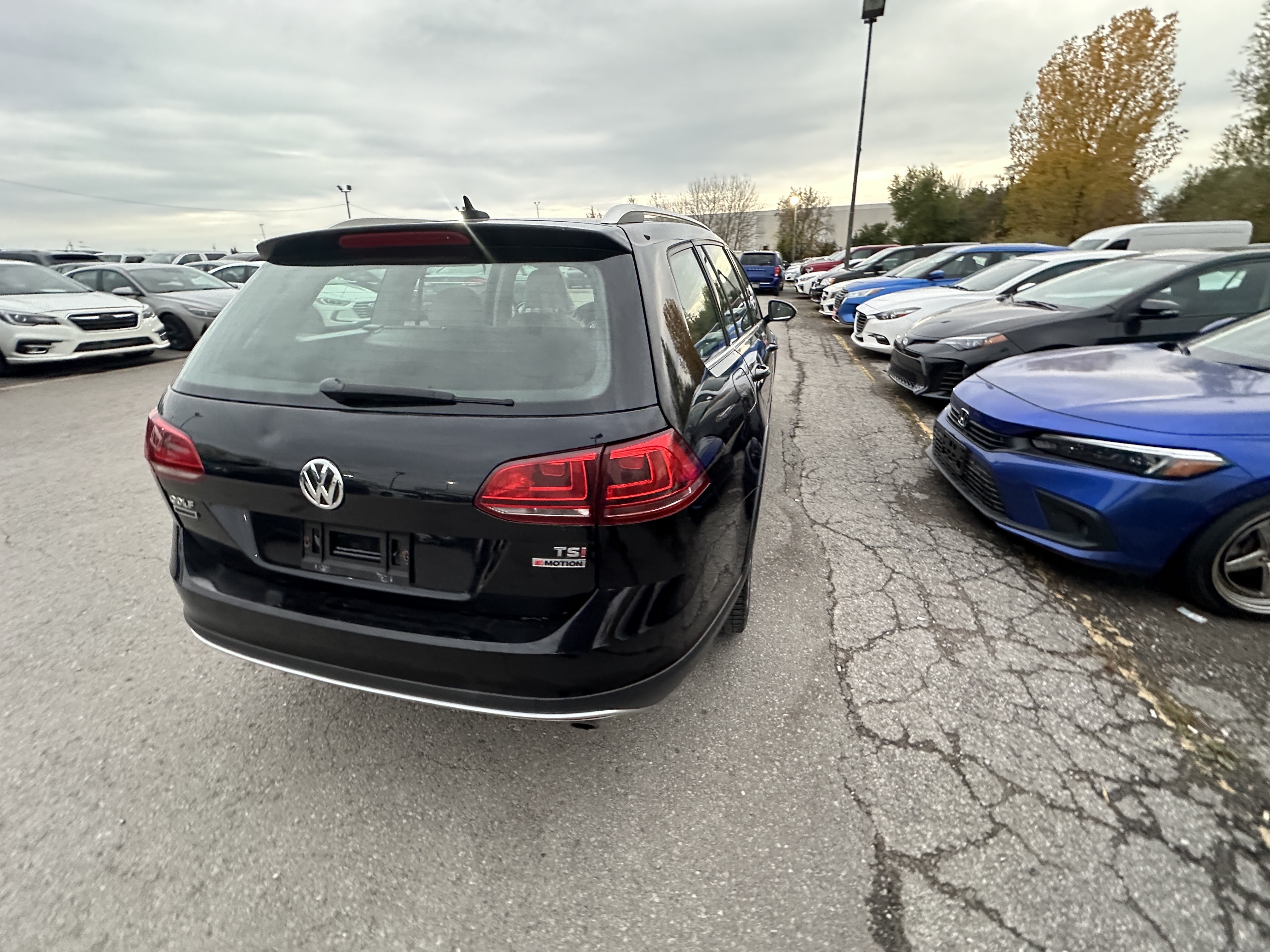 /hakimautosale/2017-Volkswagen-GolfAlltrack-5687284445768257.jpg