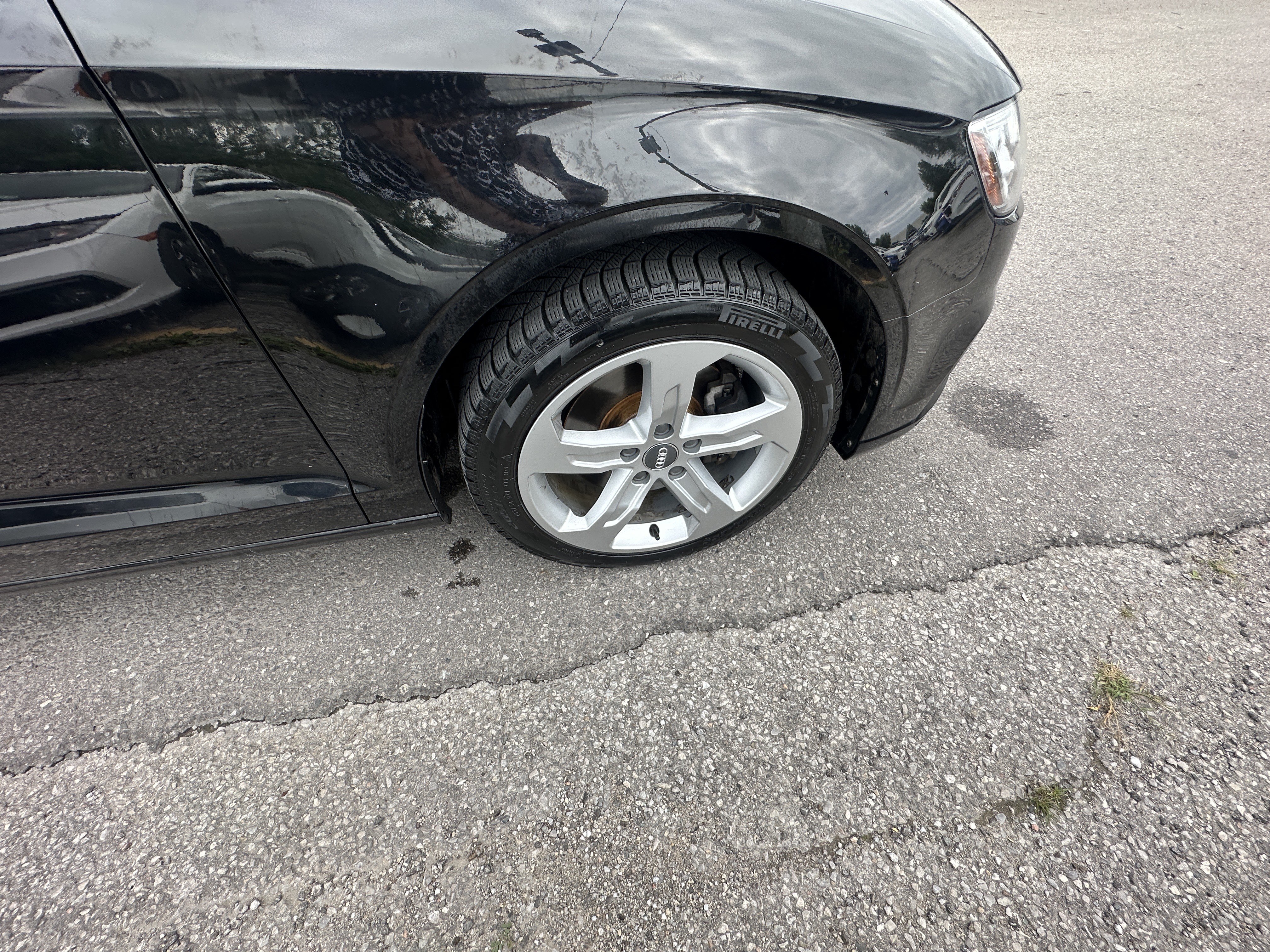 /hakimautosale/2018-Audi-A3Sedan-3634917432521809.jpg