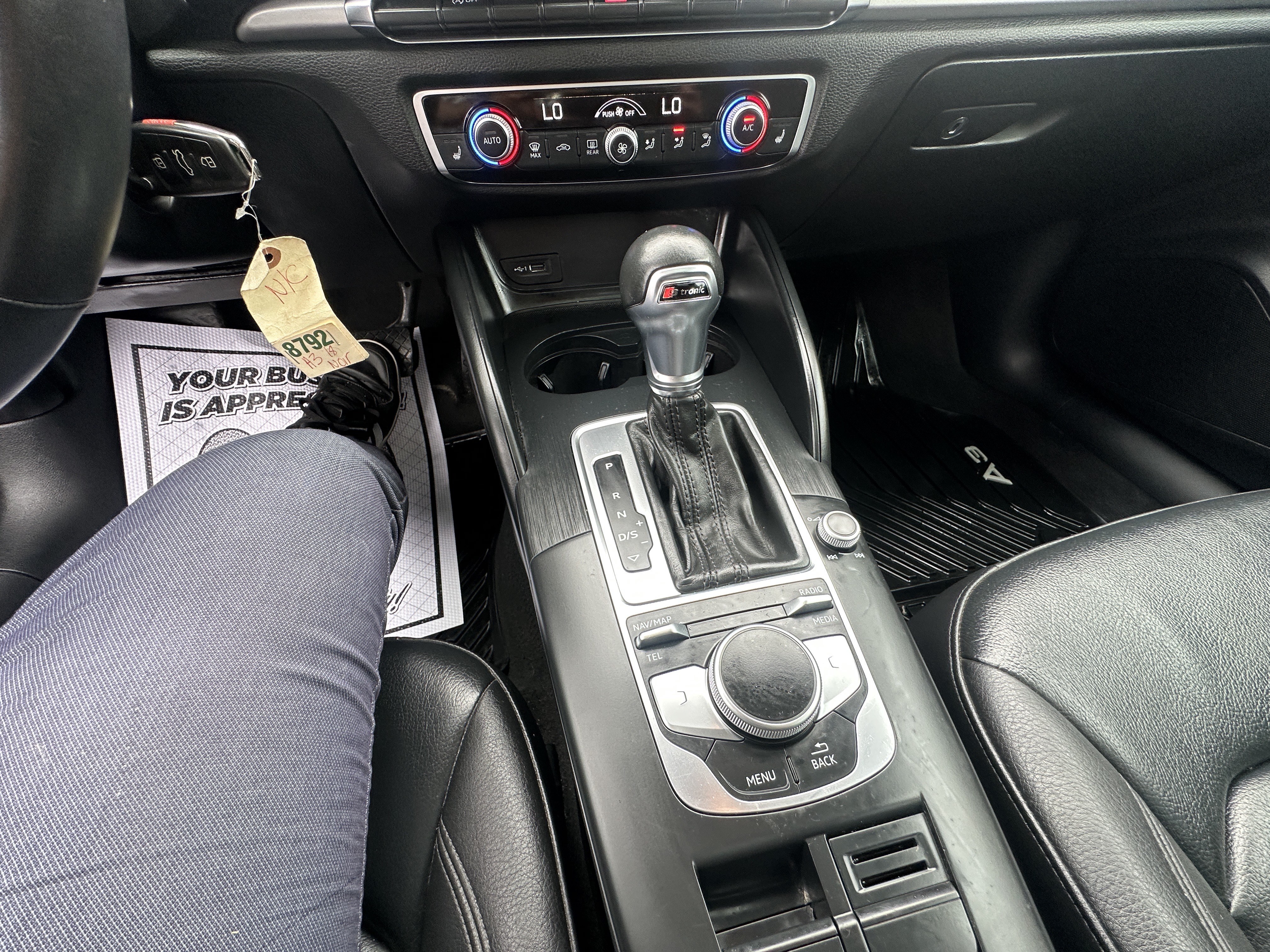 /hakimautosale/2018-Audi-A3Sedan-36434575653859747.jpg