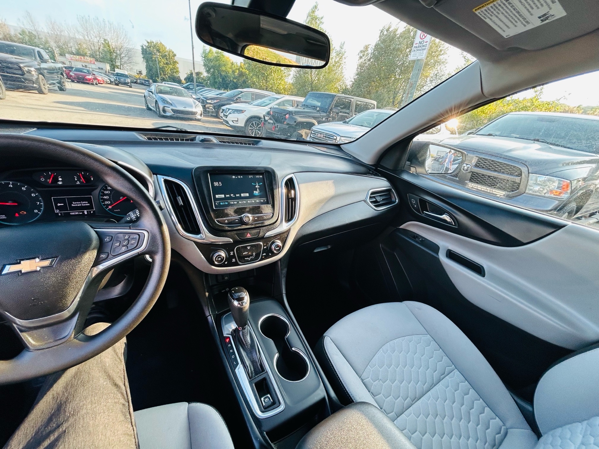 /hakimautosale/2018-Chevrolet-Equinox-6012695394386294.jpg