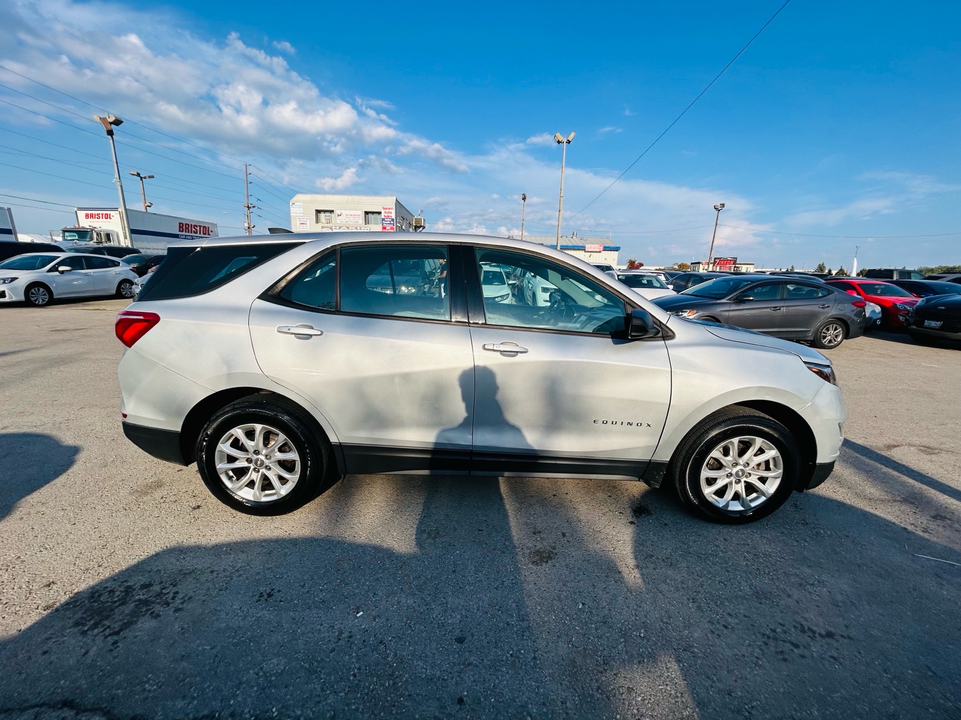 /hakimautosale/2018-Chevrolet-Equinox-6606473953851915.jpg