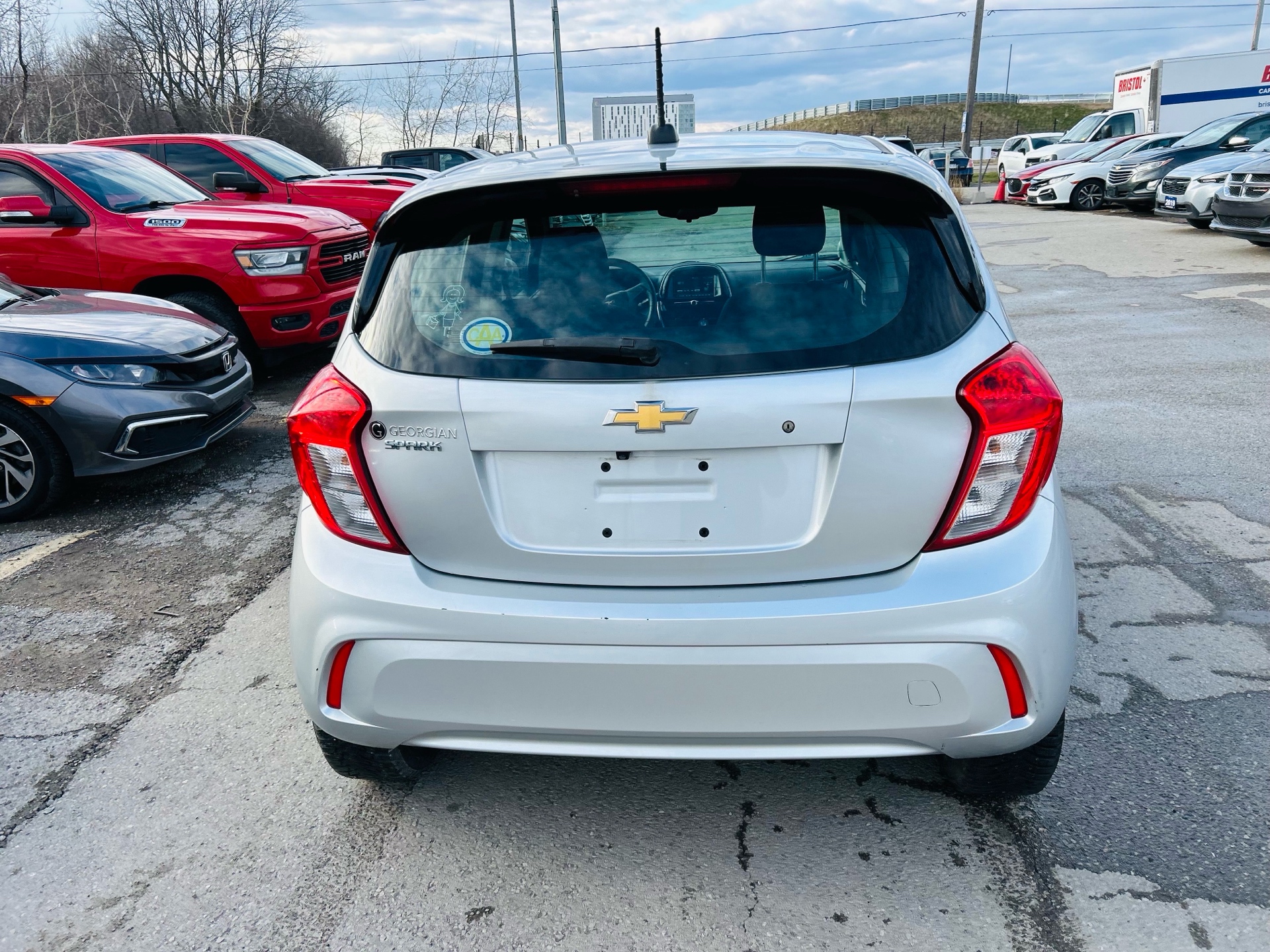 /hakimautosale/2018-Chevrolet-Spark-48159561312223764.jpg