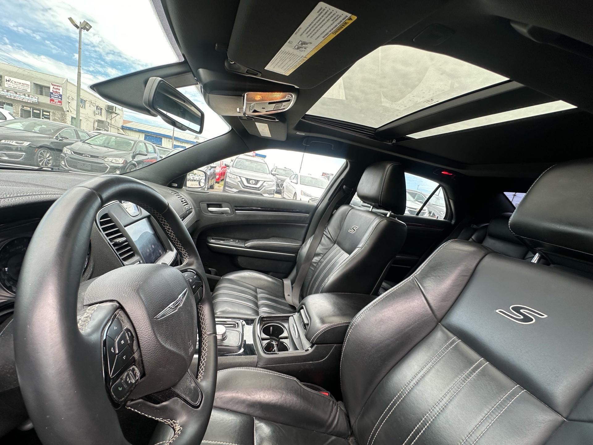 /hakimautosale/2018-Chrysler-300-6067077031284551.jpg