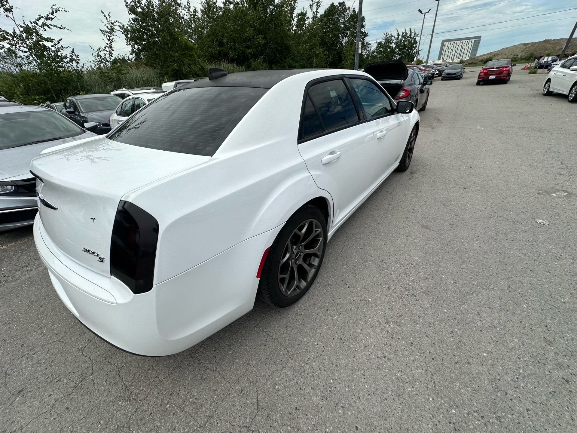 /hakimautosale/2018-Chrysler-300-6123691860494627.jpg