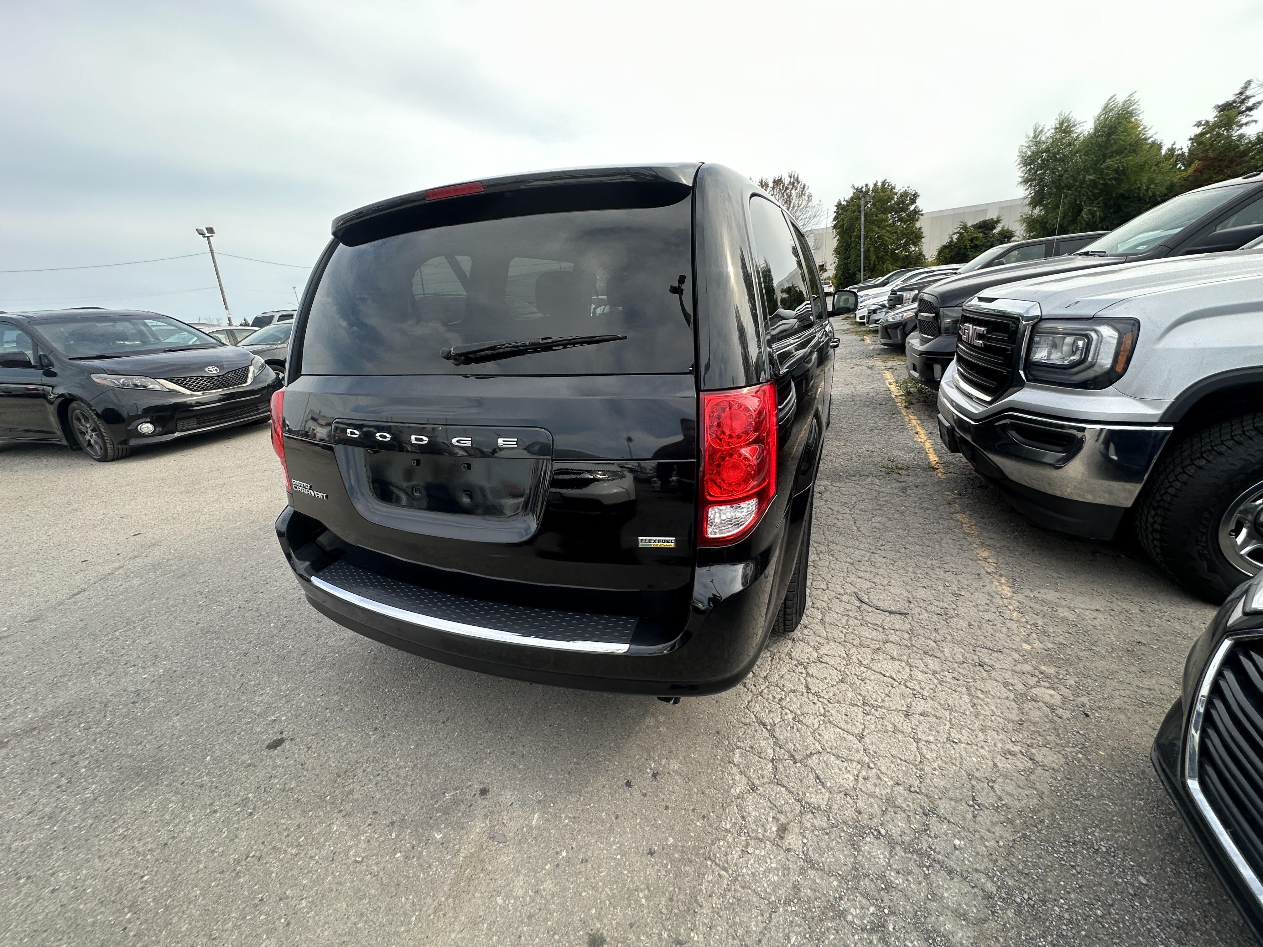 /hakimautosale/2018-Dodge-GrandCaravan-6445503536923489.jpg