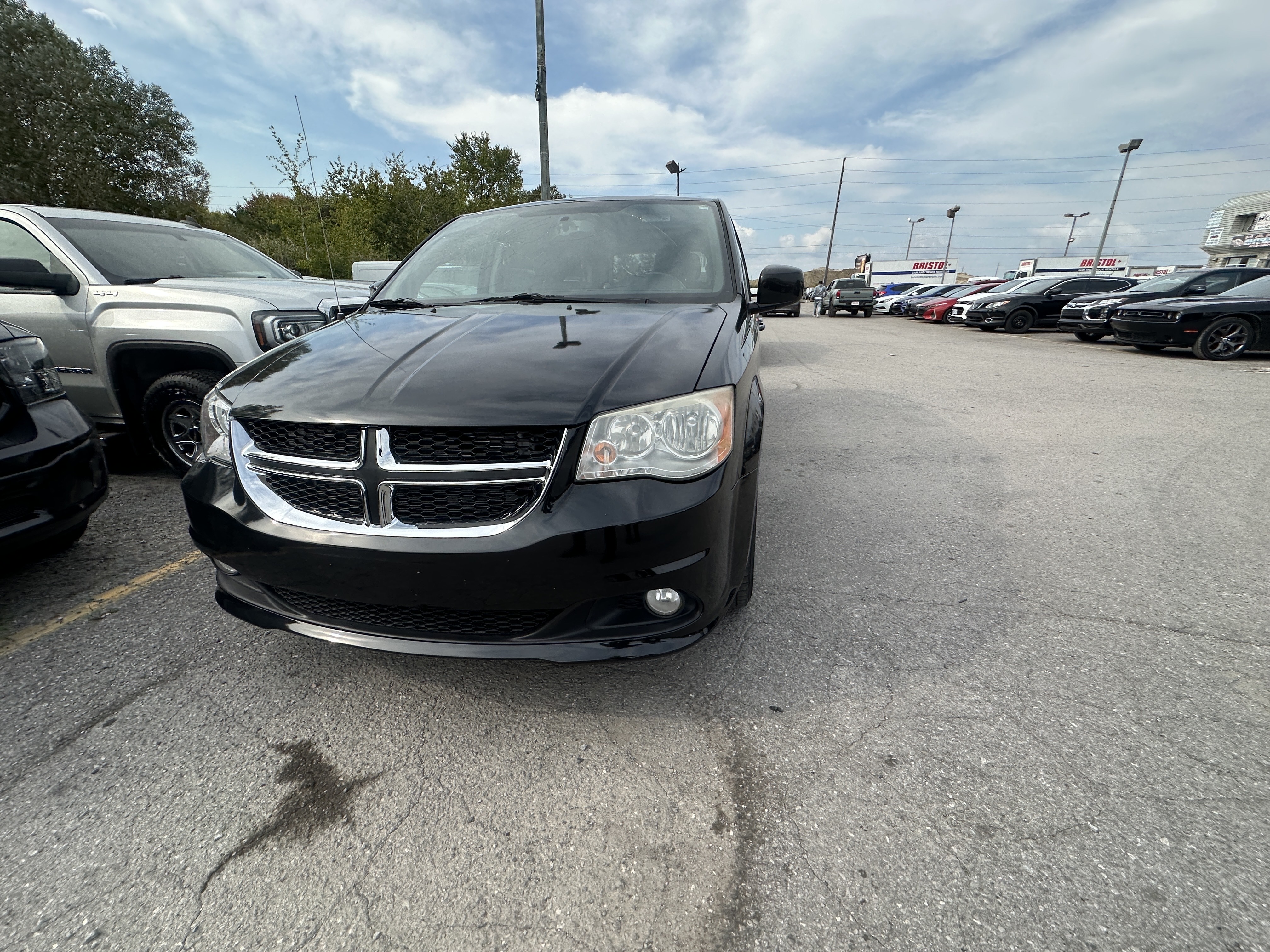 /hakimautosale/2018-Dodge-GrandCaravan-989448089729769.jpg