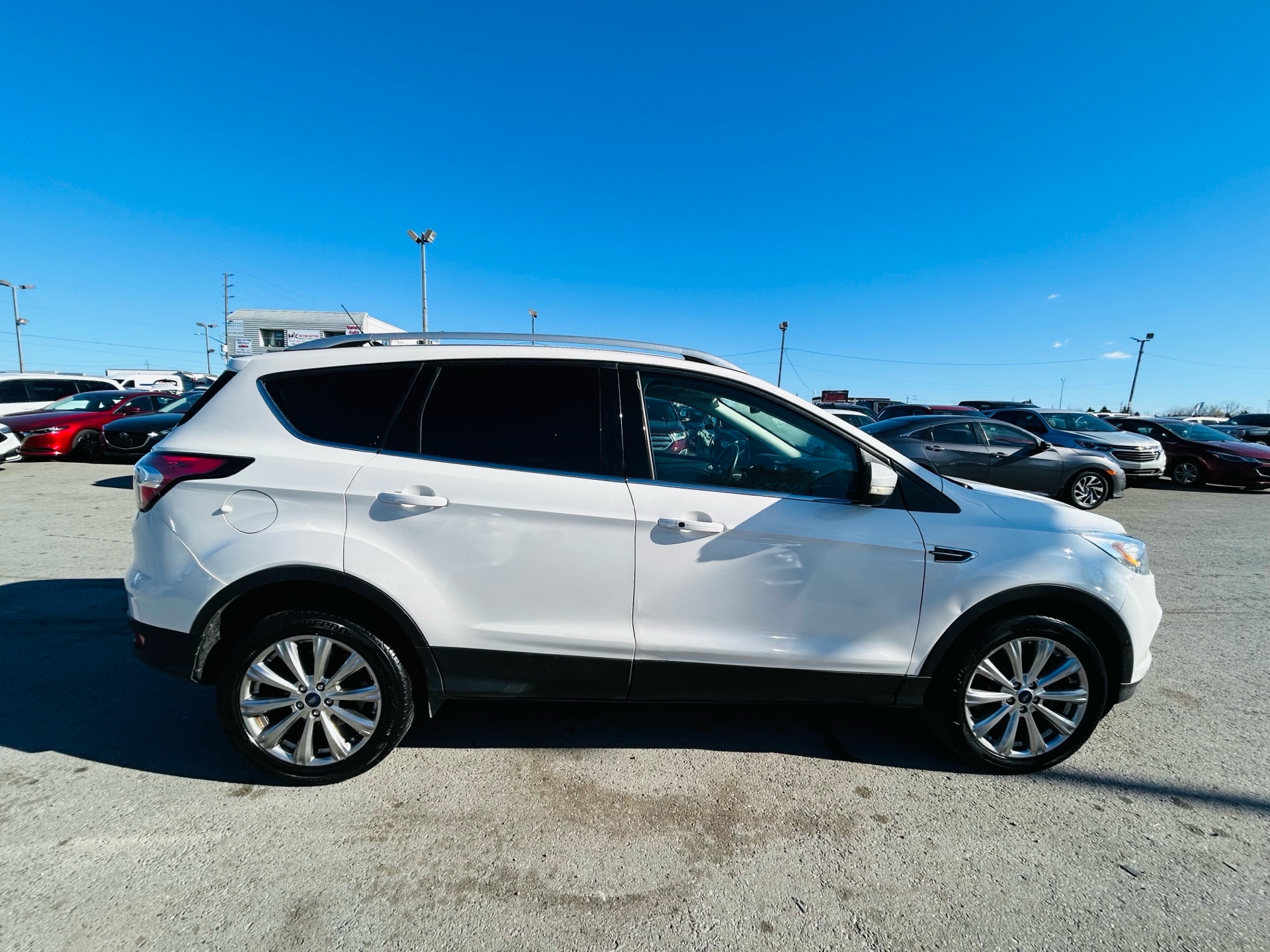 /hakimautosale/2018-Ford-Escape-054307412933584986.jpg