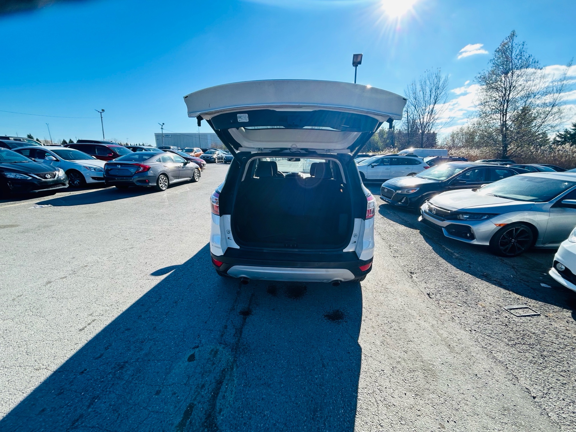 /hakimautosale/2018-Ford-Escape-826267496181589.jpg