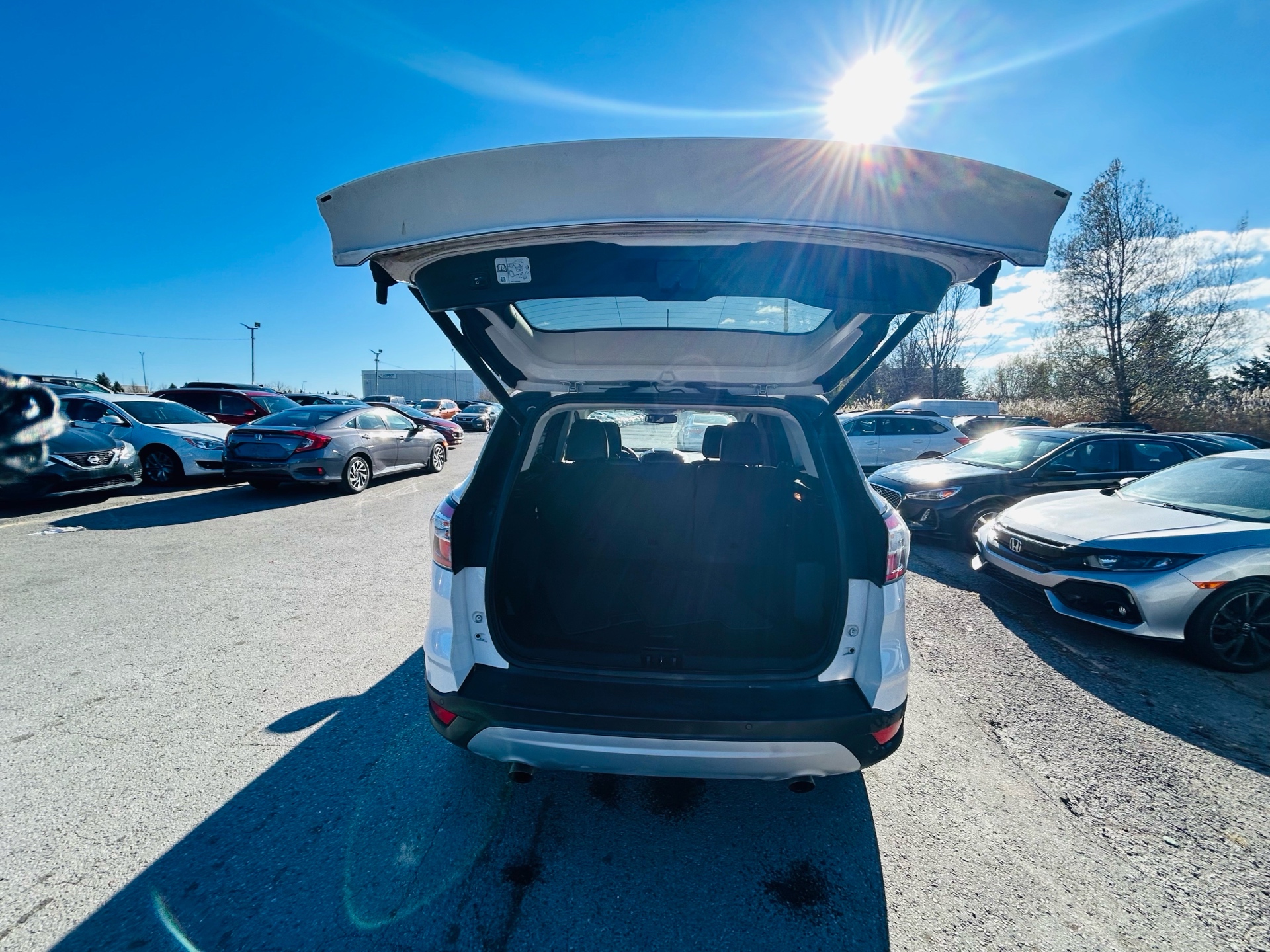 /hakimautosale/2018-Ford-Escape-9341202811538647.jpg