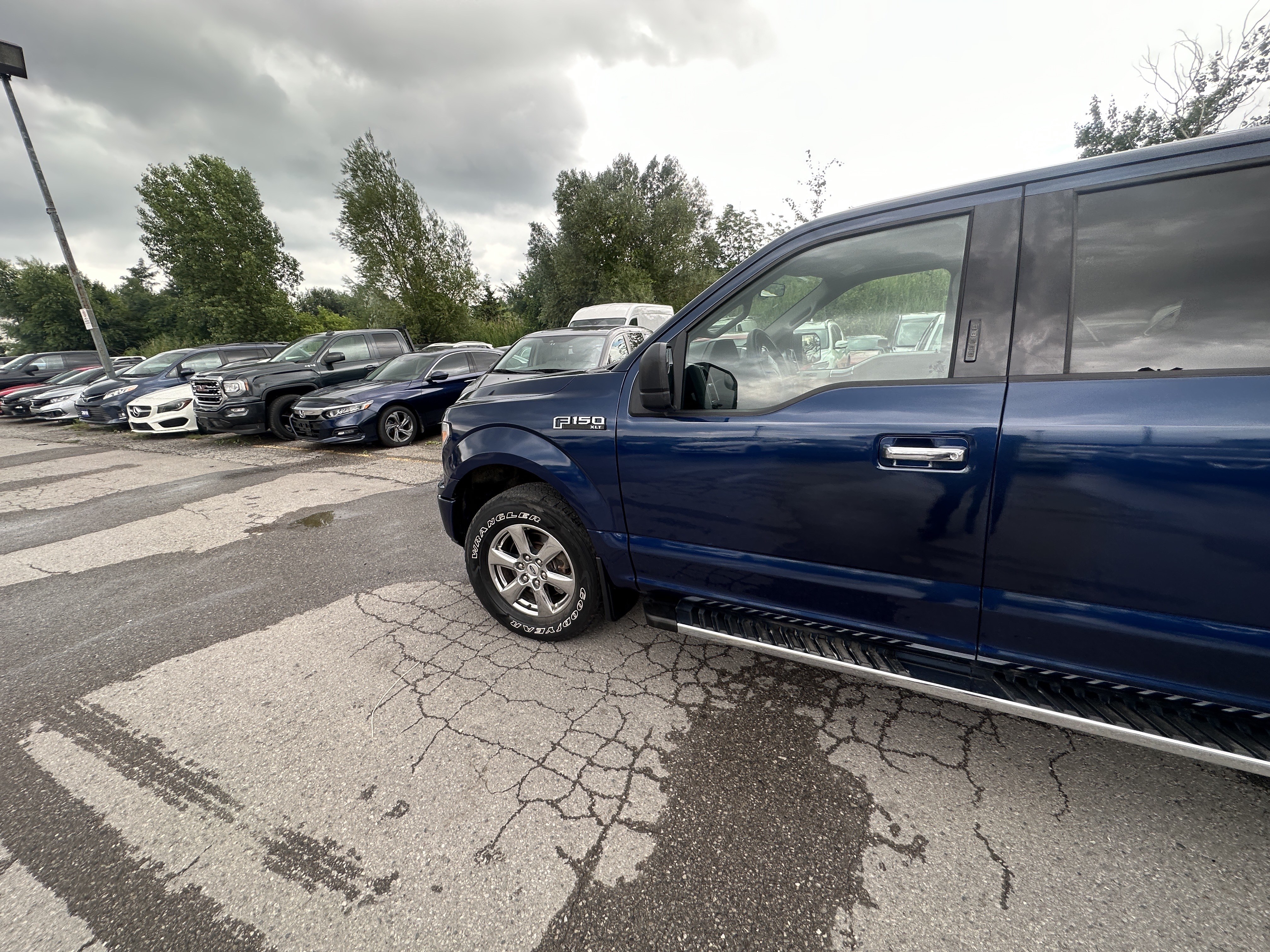 /hakimautosale/2018-Ford-F-150-48145647540441083.jpg