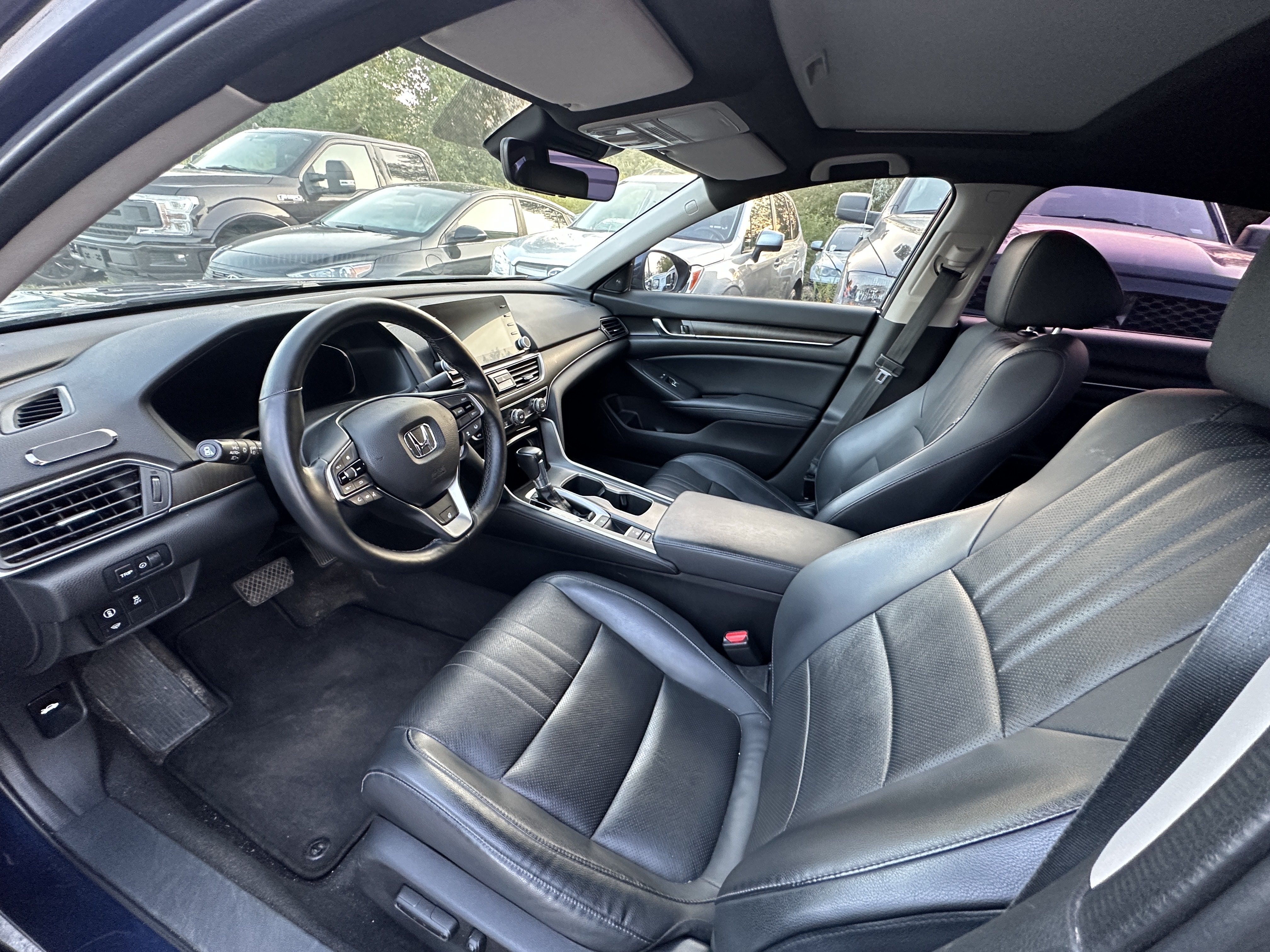 /hakimautosale/2018-Honda-AccordSedan-010019403351888556.jpg