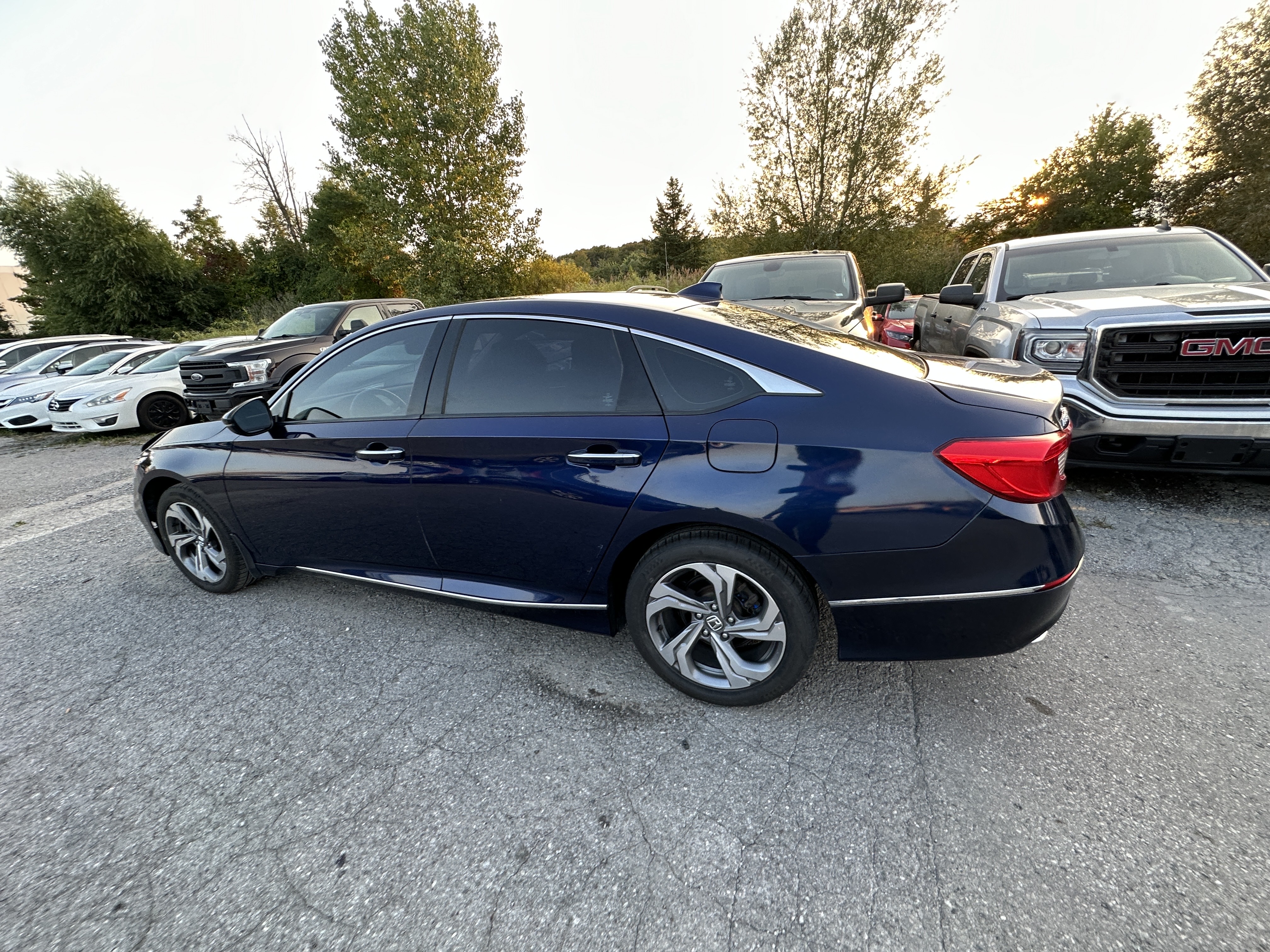 /hakimautosale/2018-Honda-AccordSedan-1350170995215092.jpg