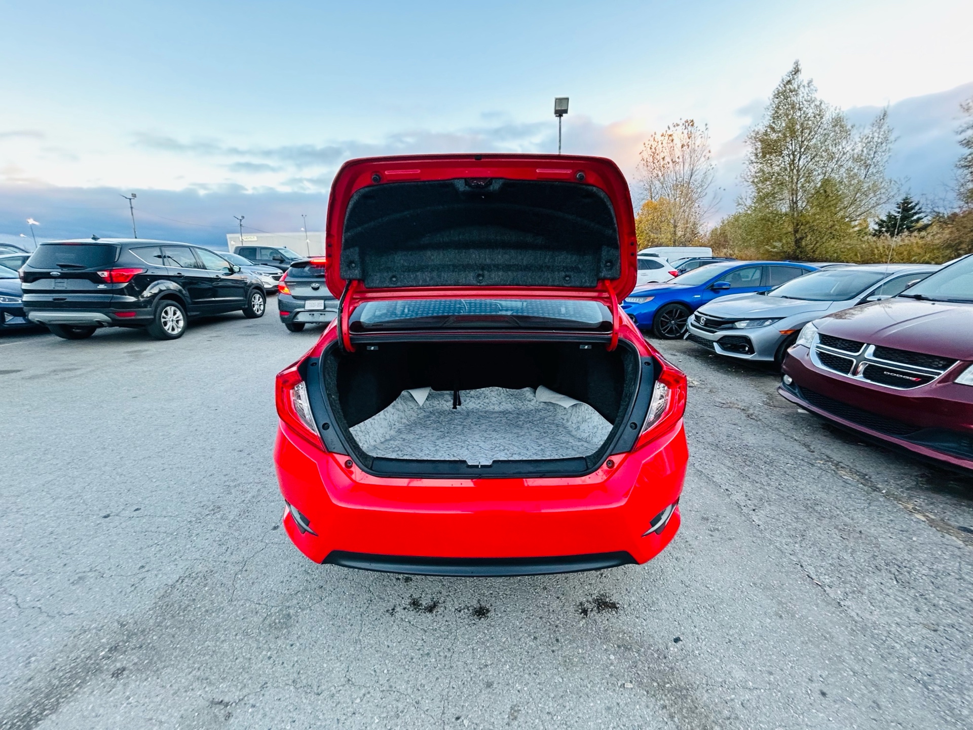 /hakimautosale/2018-Honda-Civic-890743679517072.jpg
