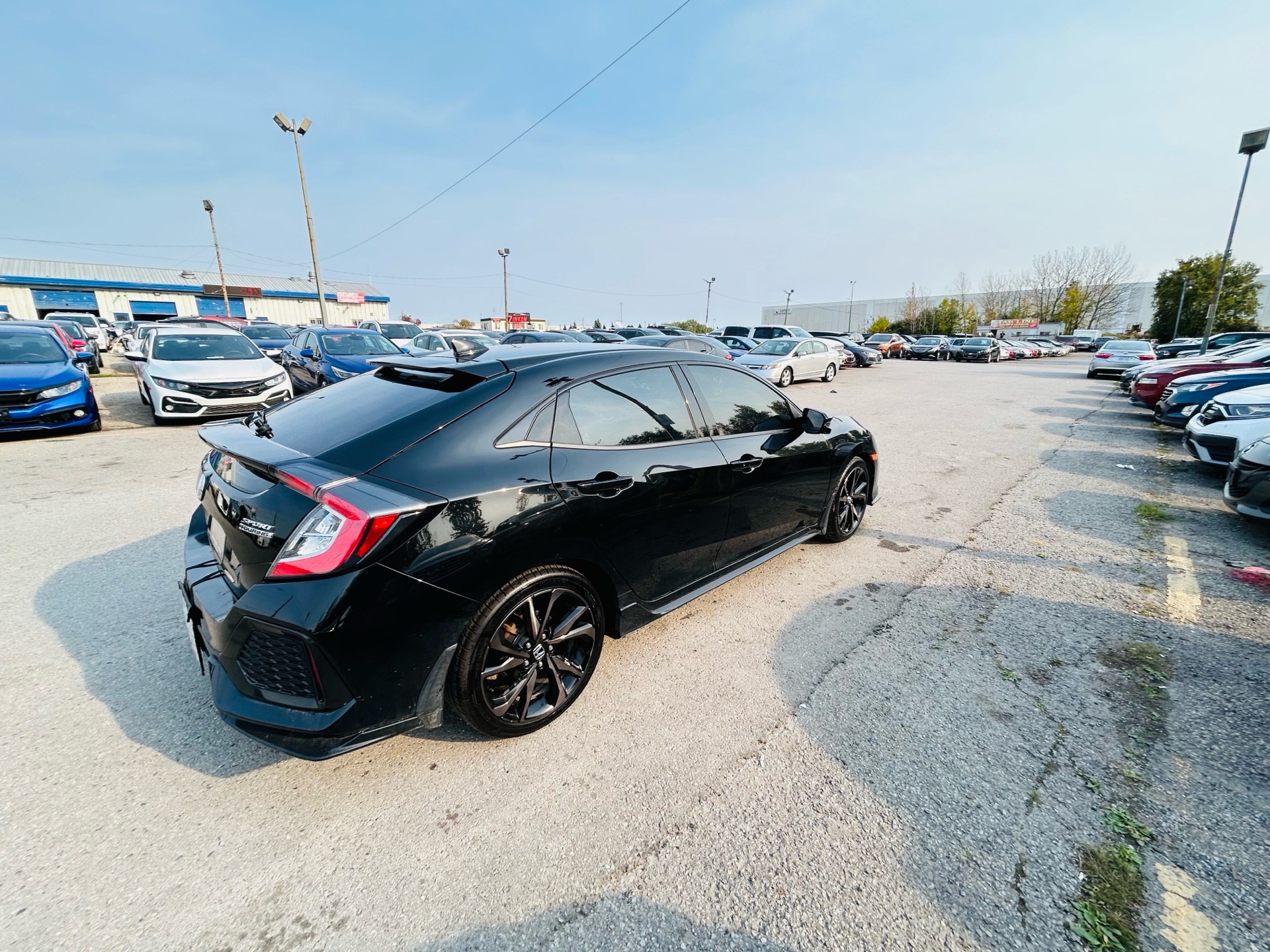 /hakimautosale/2018-Honda-CivicHatchback-30191446159392576.jpg