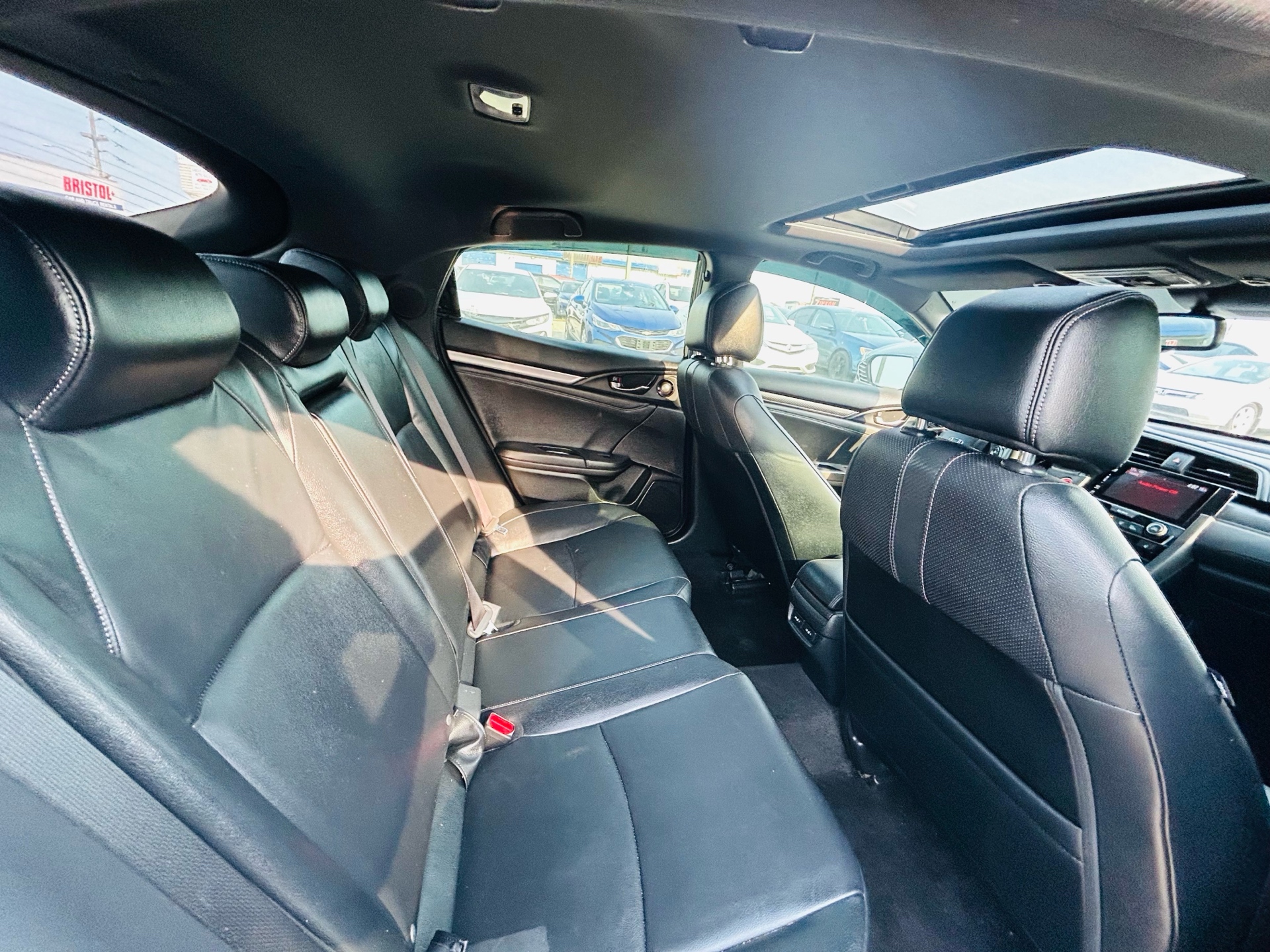 /hakimautosale/2018-Honda-CivicHatchback-5534821192642683.jpg