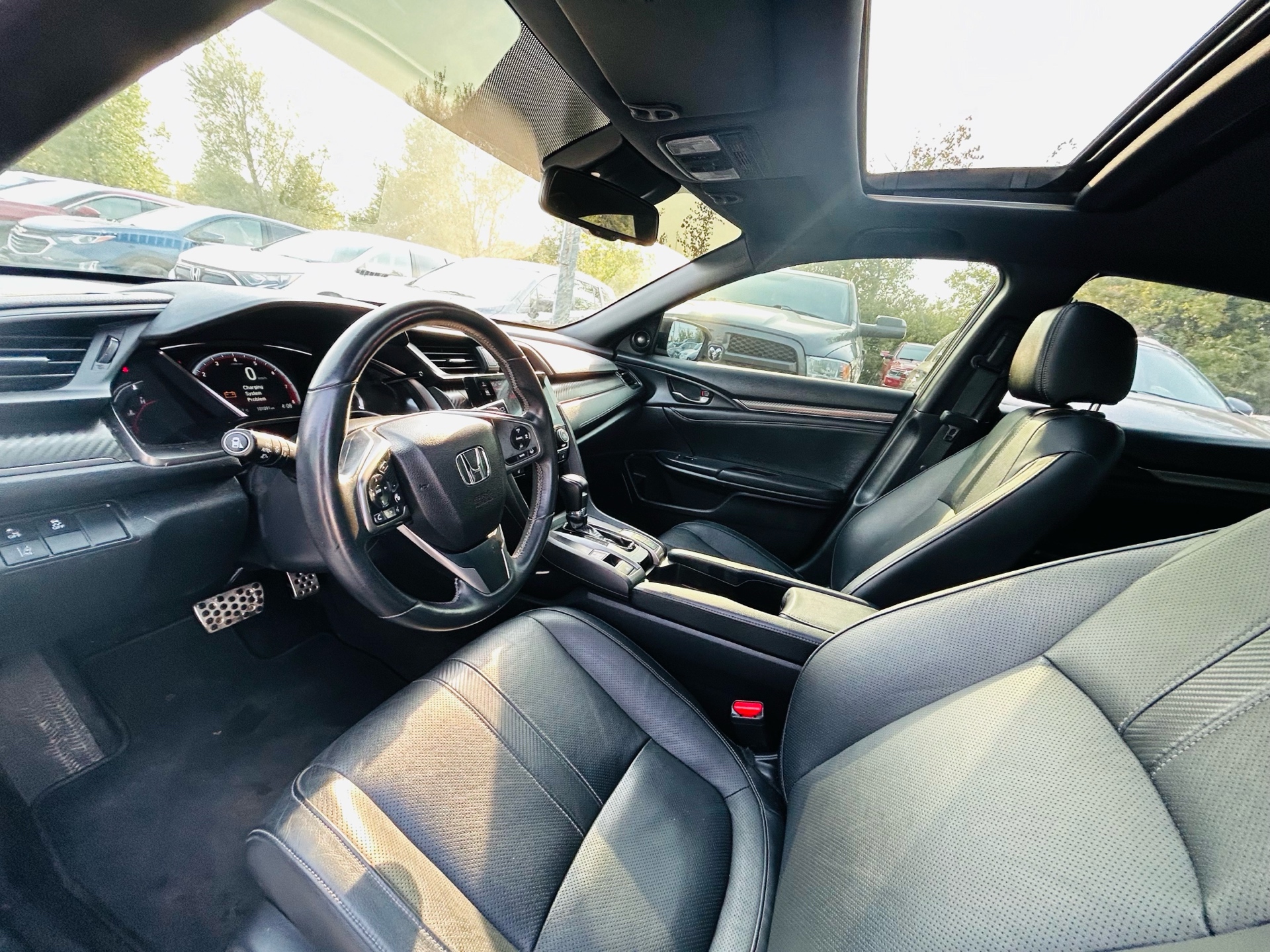 /hakimautosale/2018-Honda-CivicHatchback-6521765978126575.jpg