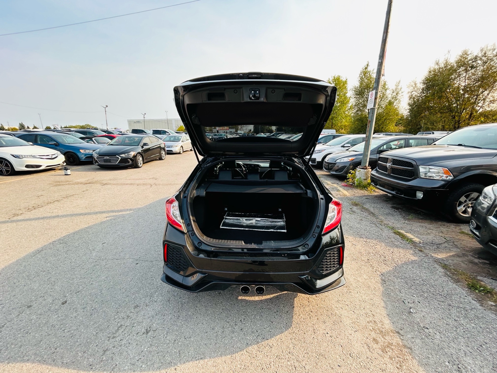 /hakimautosale/2018-Honda-CivicHatchback-7268437395583605.jpg