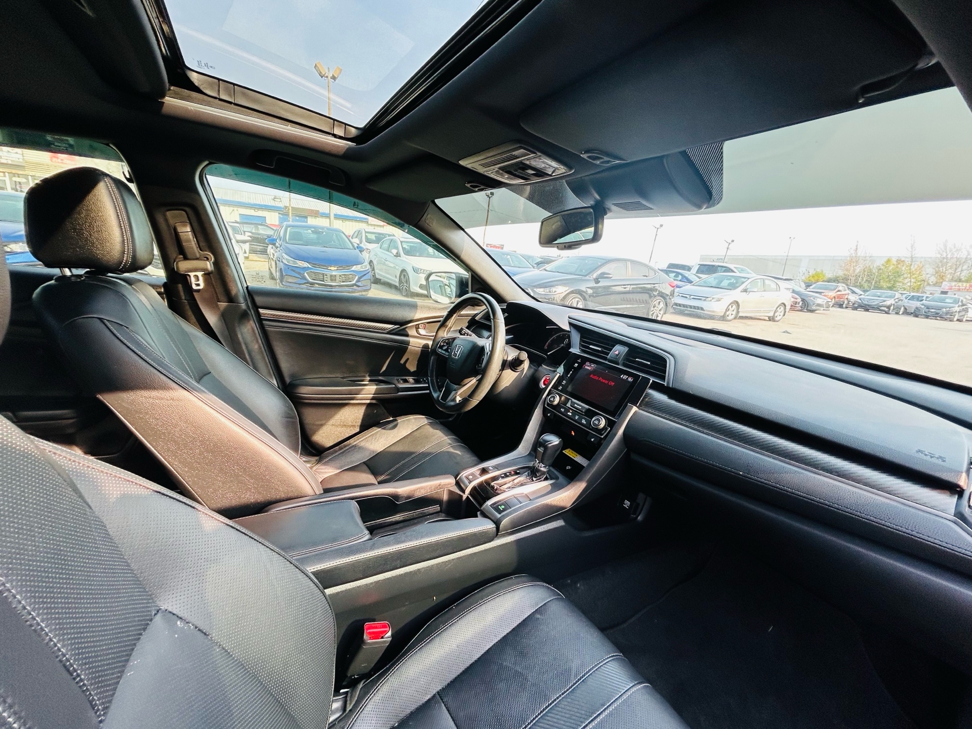 /hakimautosale/2018-Honda-CivicHatchback-8418879485597595.jpg