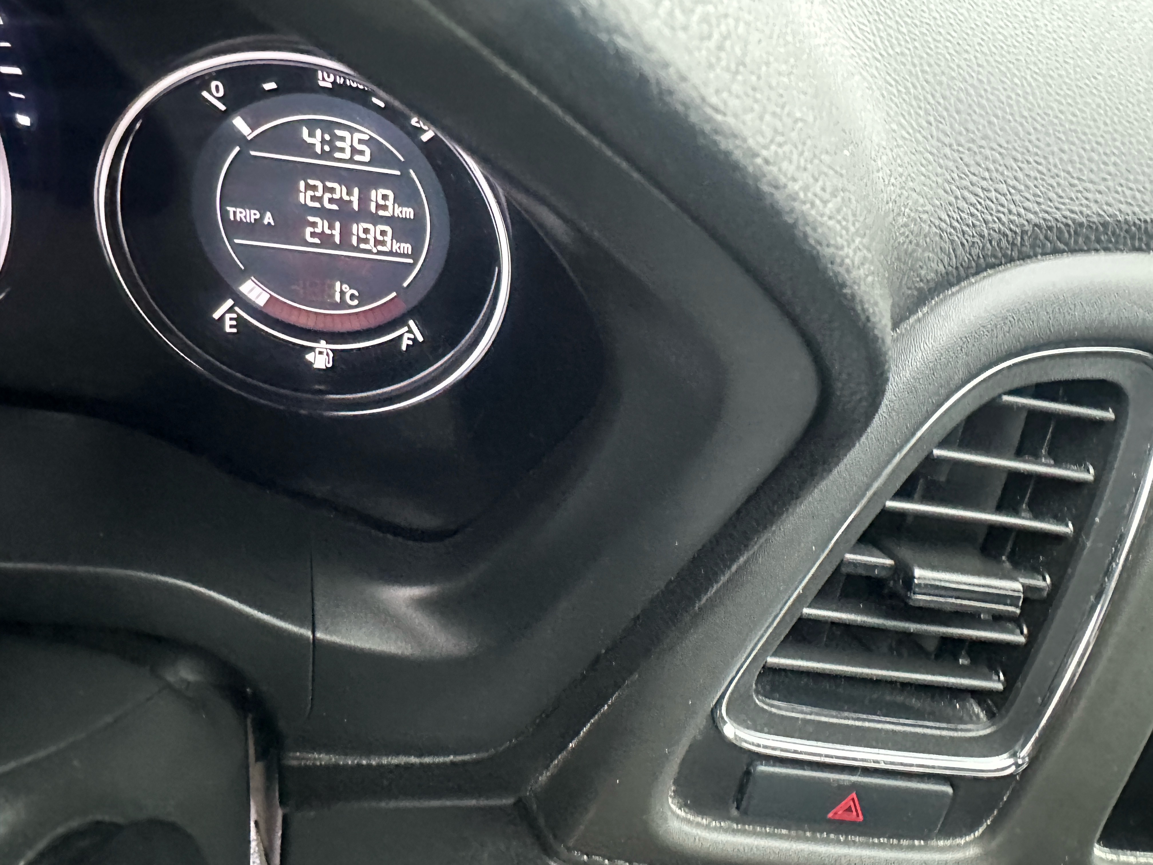 /hakimautosale/2018-Honda-HR-V-5930623954260872.jpg