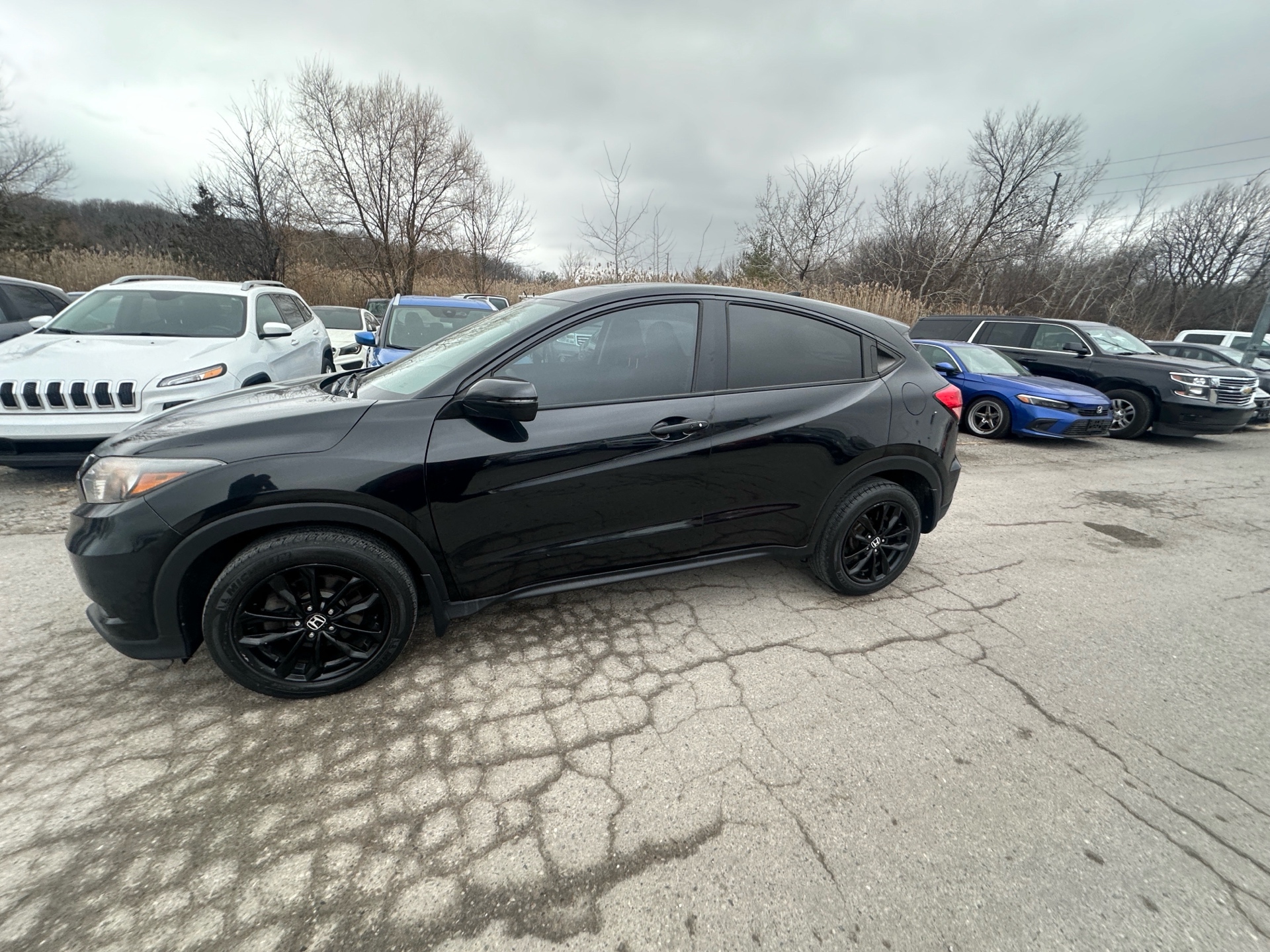 /hakimautosale/2018-Honda-HR-V-6477194774284181.jpg
