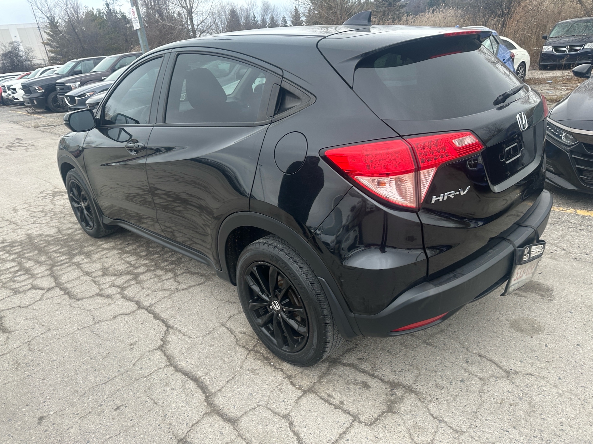 /hakimautosale/2018-Honda-HR-V-9673659061332627.jpg