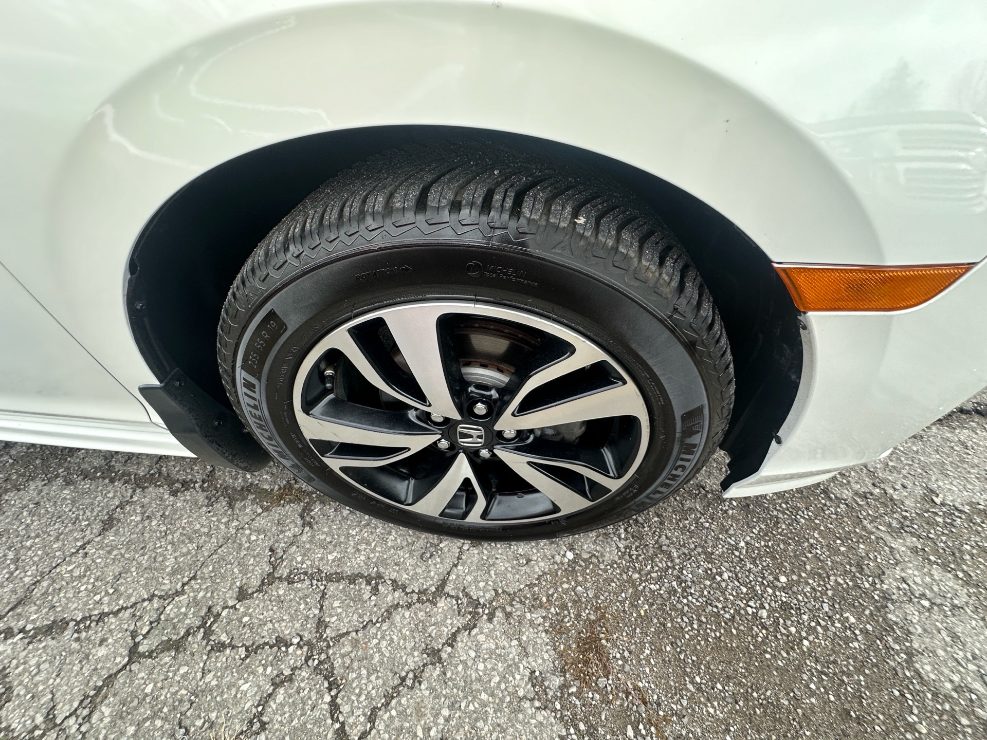 /hakimautosale/2018-Honda-Odyssey-48240563623297494.jpg