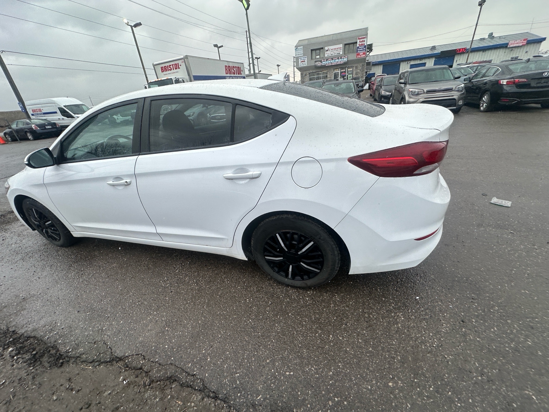 /hakimautosale/2018-Hyundai-Elantra-12439973251673075.jpg