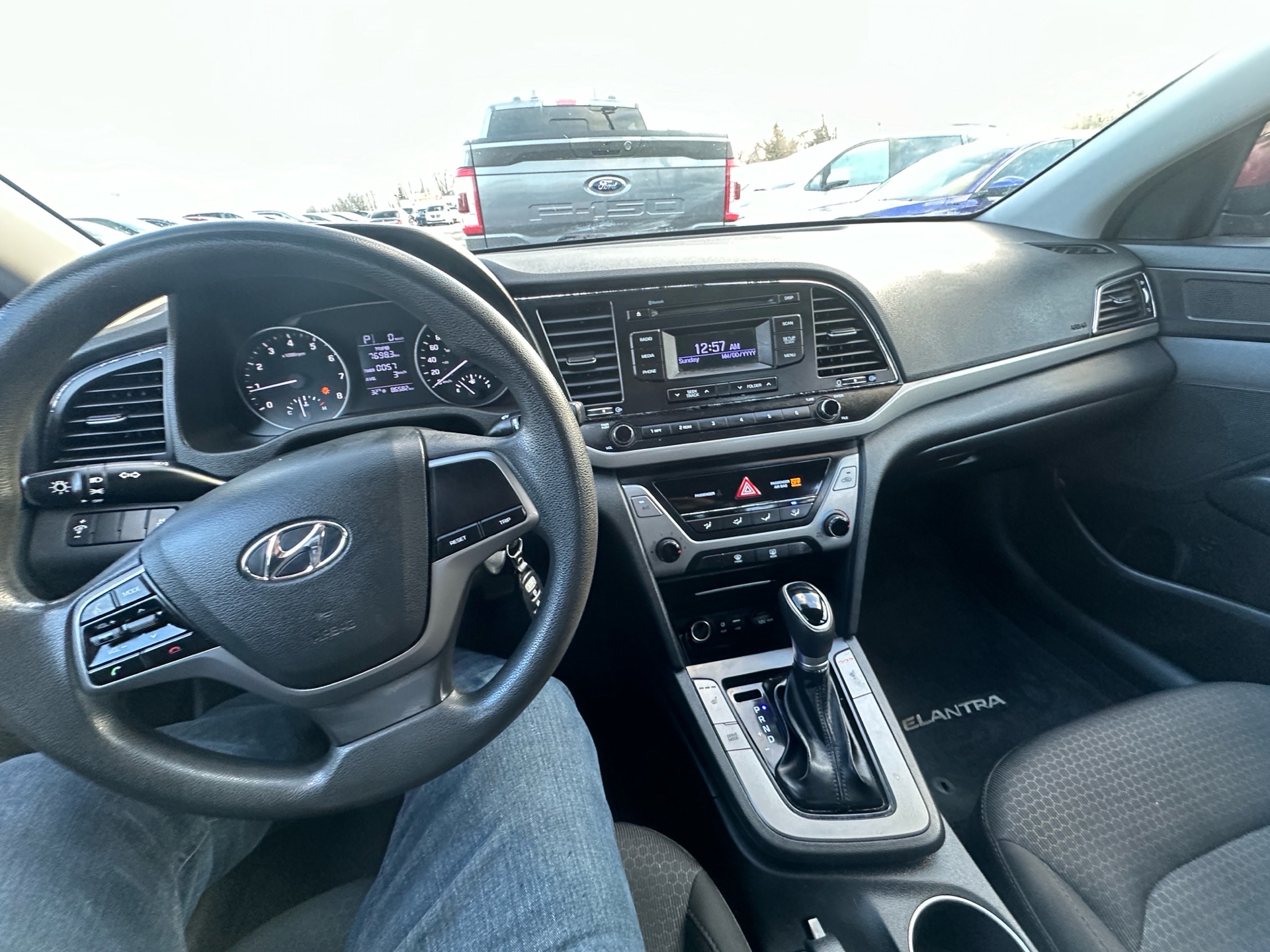 /hakimautosale/2018-Hyundai-Elantra-19244138648275655.jpg