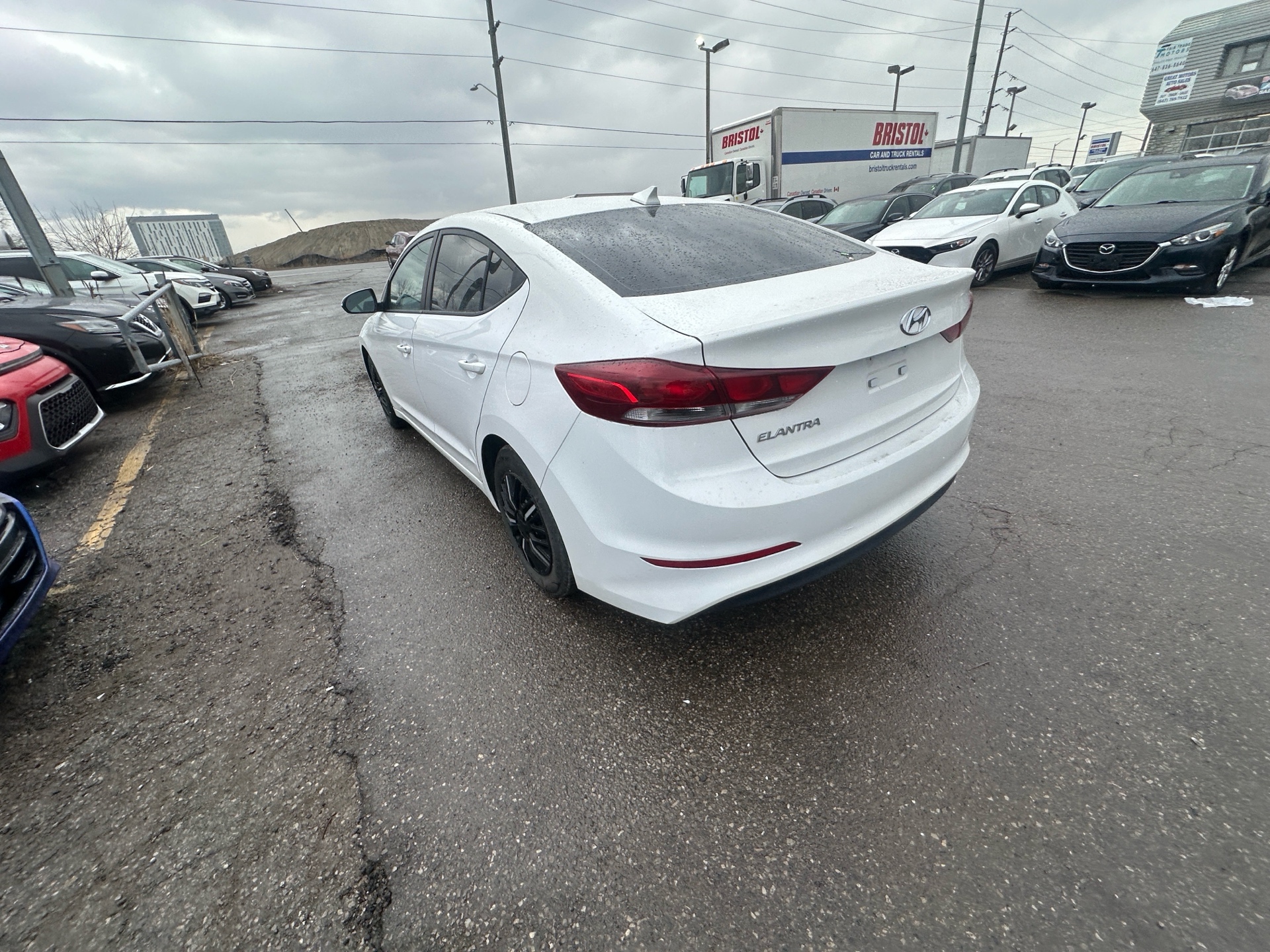 /hakimautosale/2018-Hyundai-Elantra-792707354178384.jpg