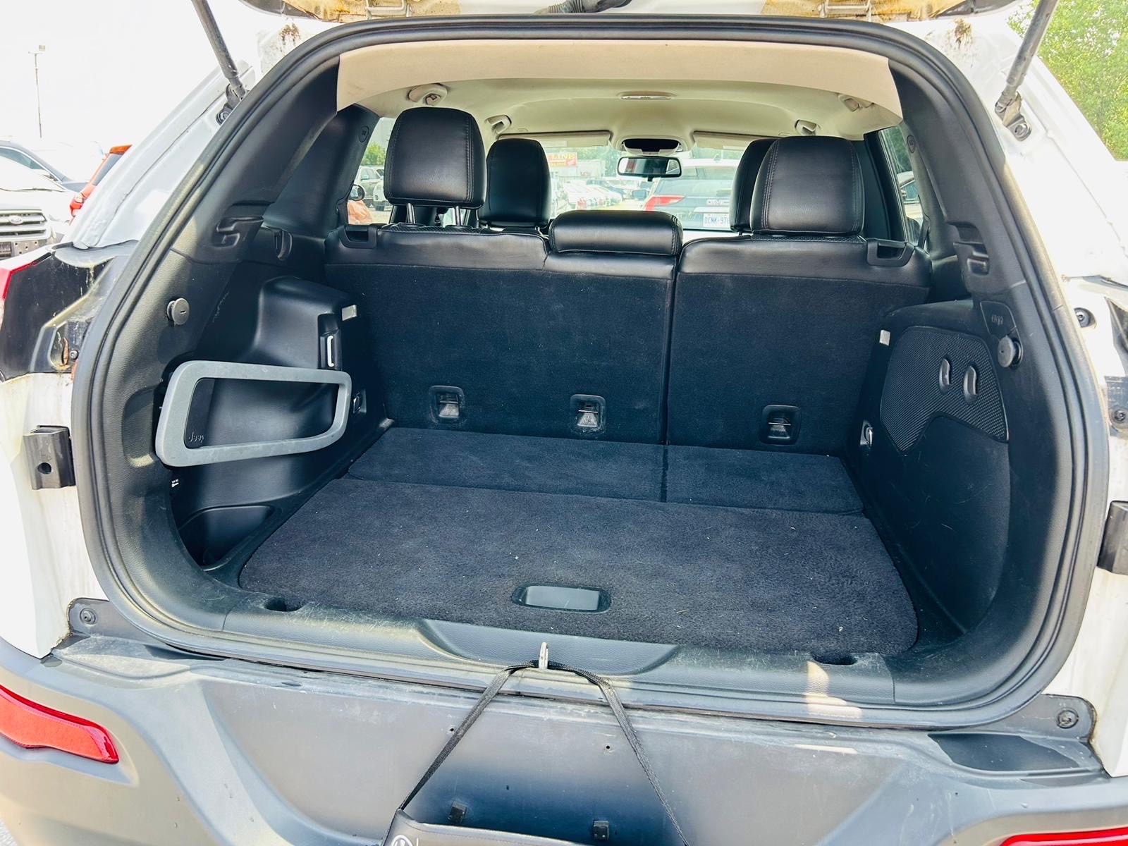 /hakimautosale/2018-Jeep-Cherokee-21481991339610285.jpg