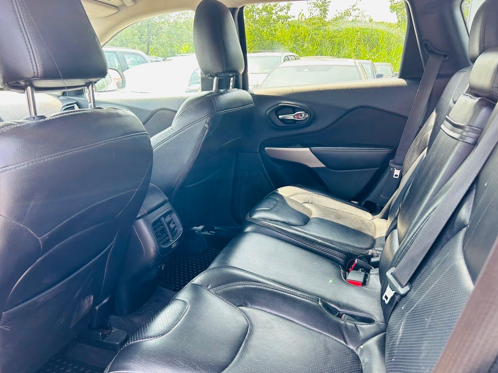 /hakimautosale/2018-Jeep-Cherokee-618485920088633.jpg