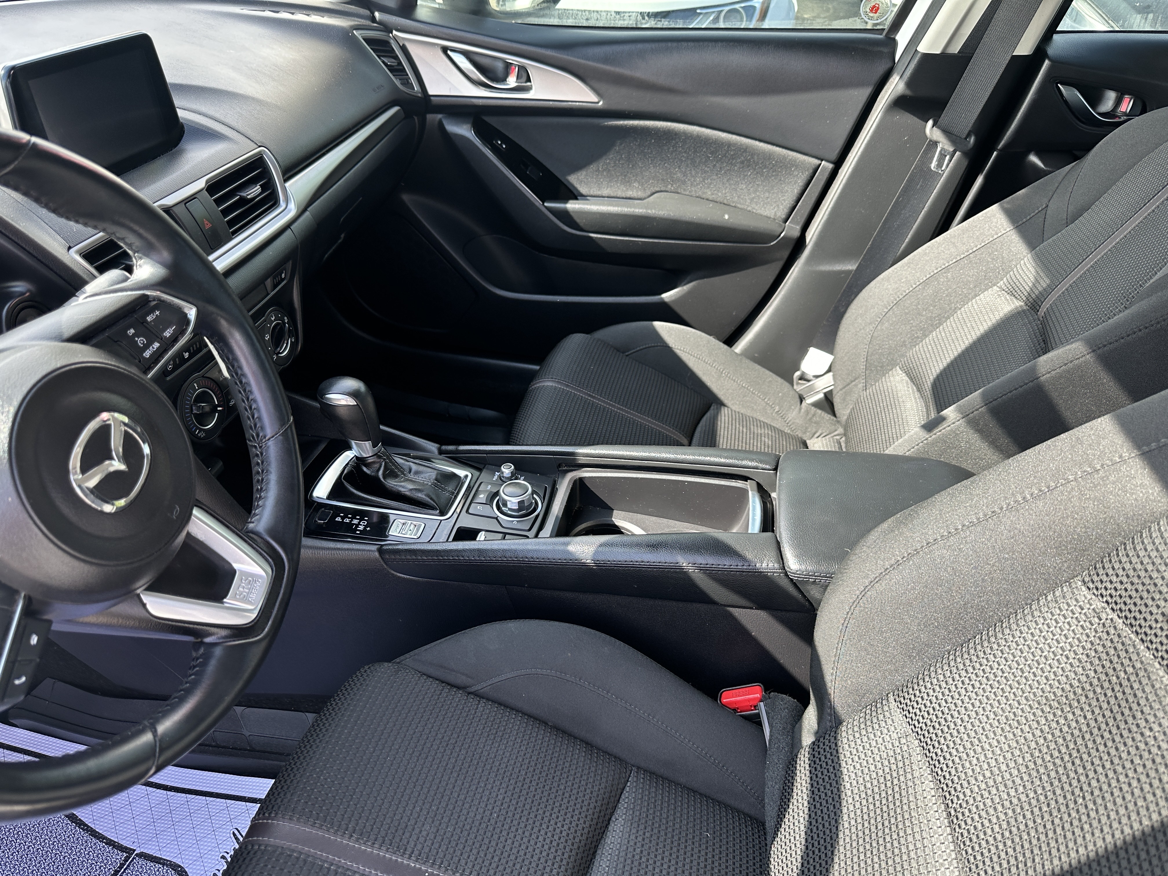 /hakimautosale/2018-Mazda-Mazda3-027396796470384732.jpg