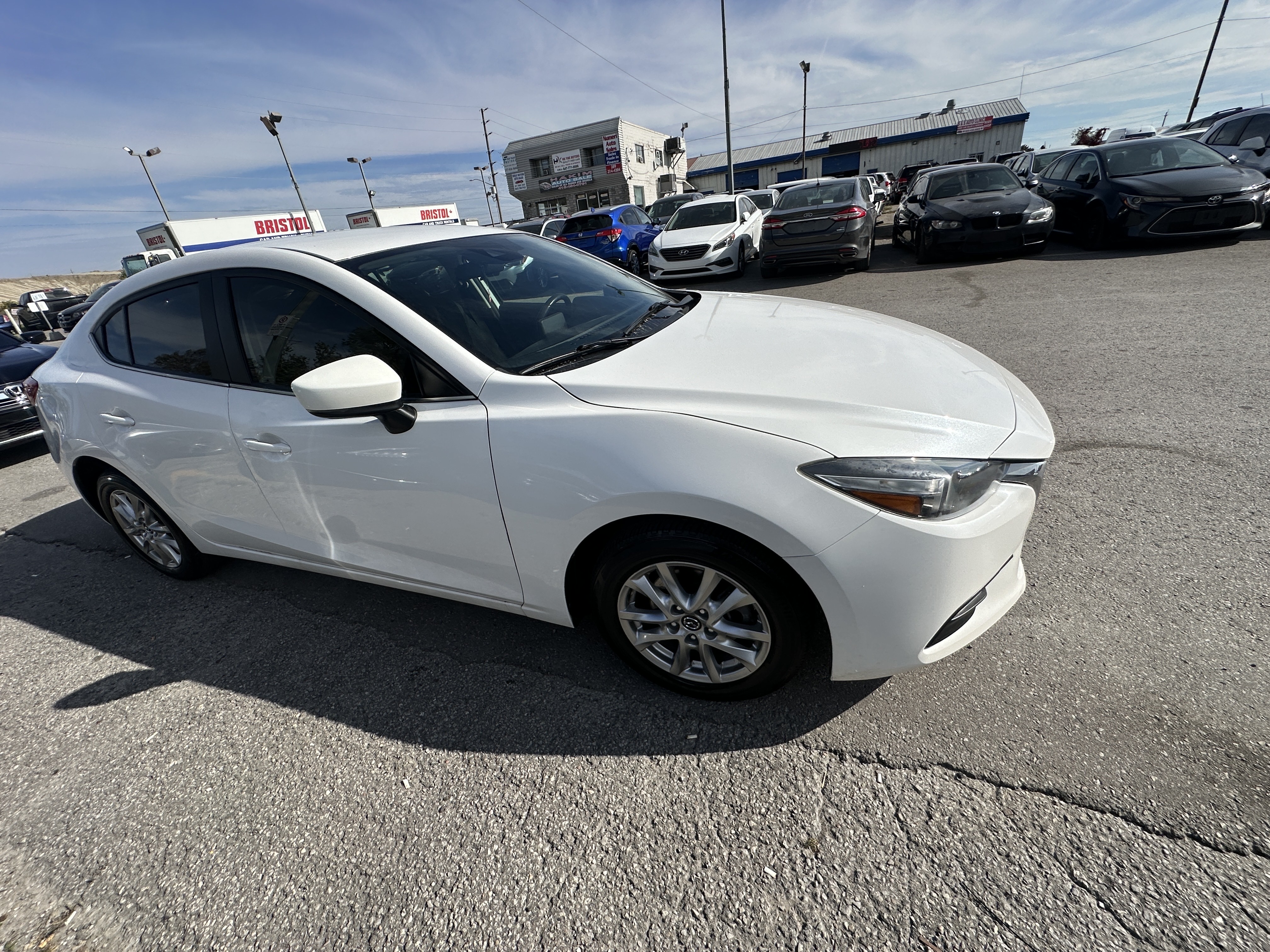 /hakimautosale/2018-Mazda-Mazda3-3715606545423549.jpg
