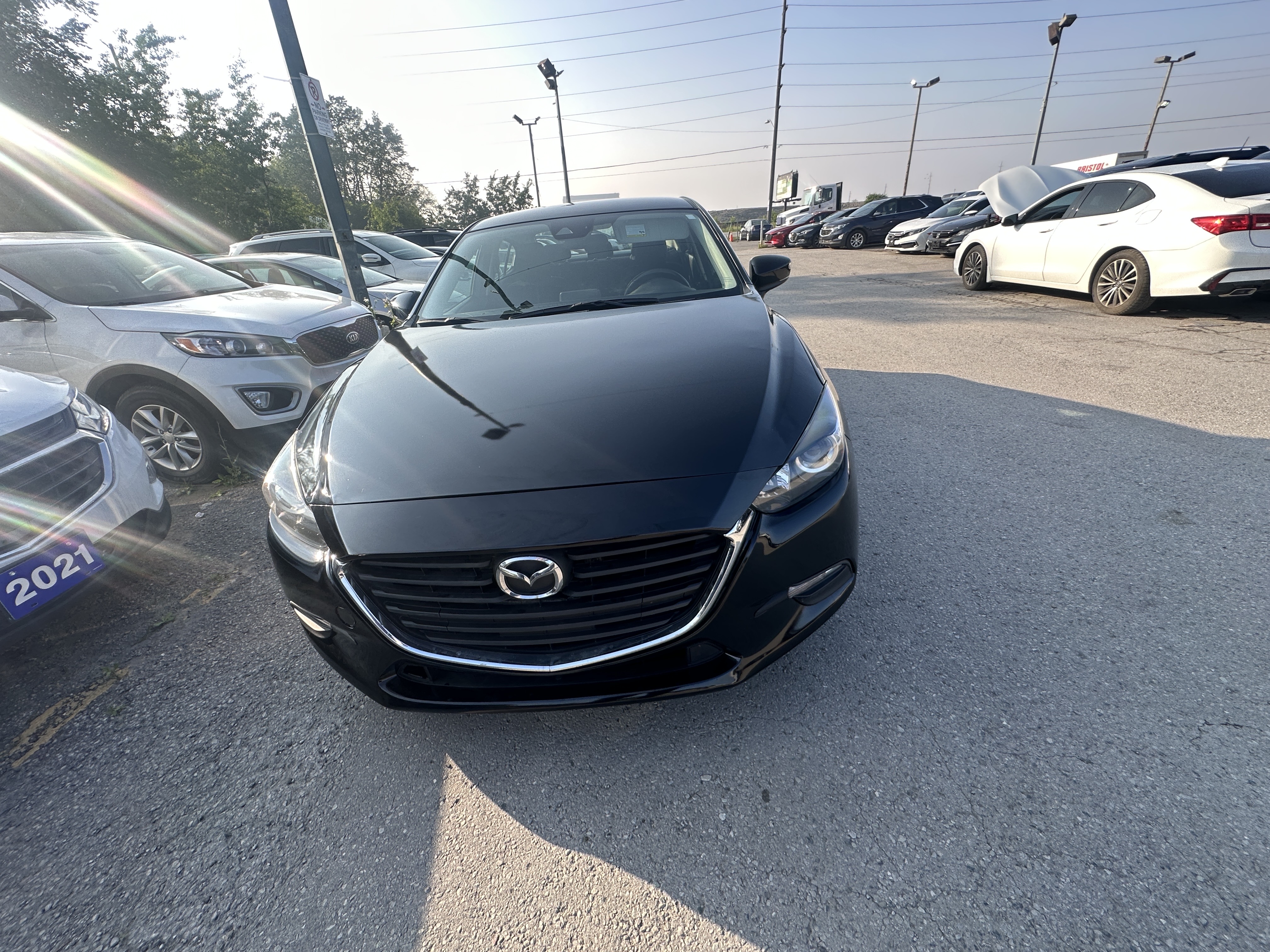 /hakimautosale/2018-Mazda-Mazda3-8557075976261215.jpg