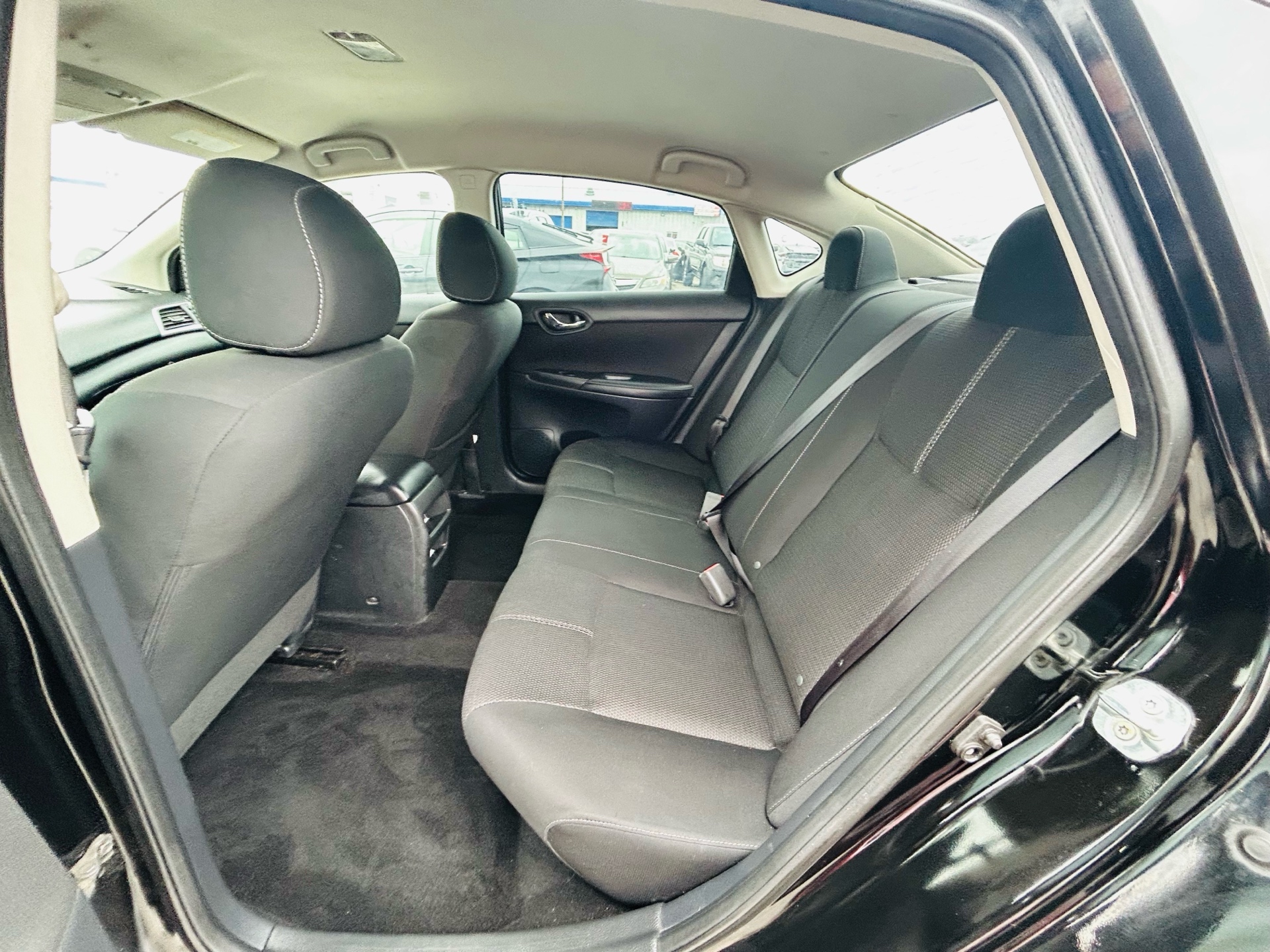 /hakimautosale/2018-Nissan-Sentra-017755008181450815.jpg