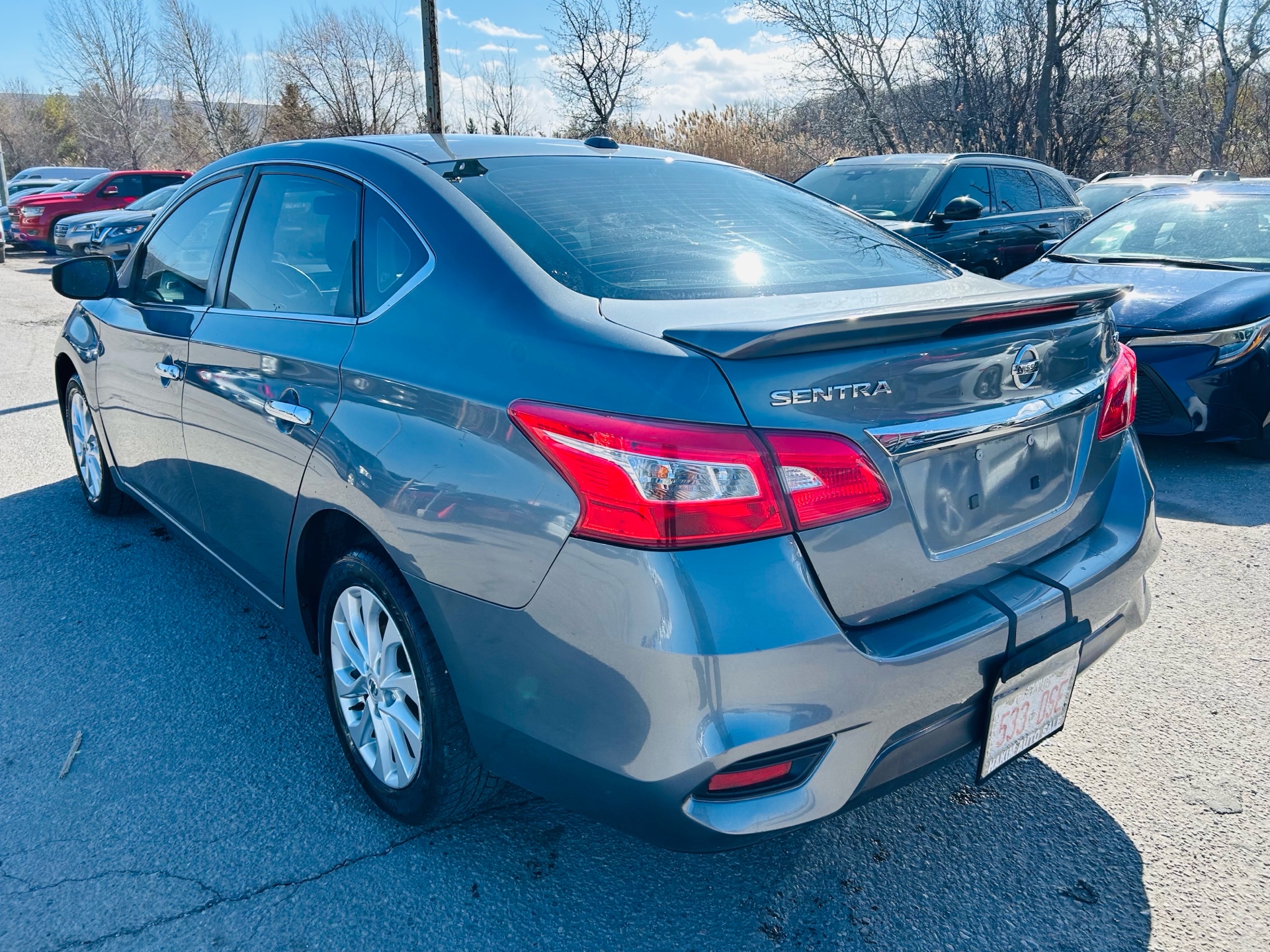 /hakimautosale/2018-Nissan-Sentra-19948460504817356.jpg