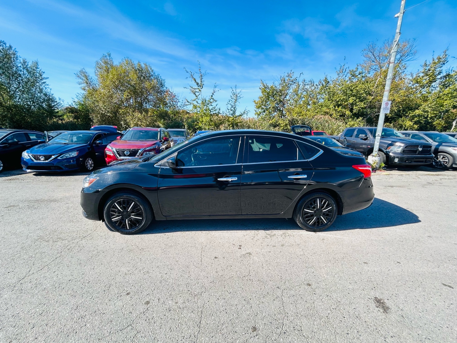 /hakimautosale/2018-Nissan-Sentra-23628949712094105.jpg
