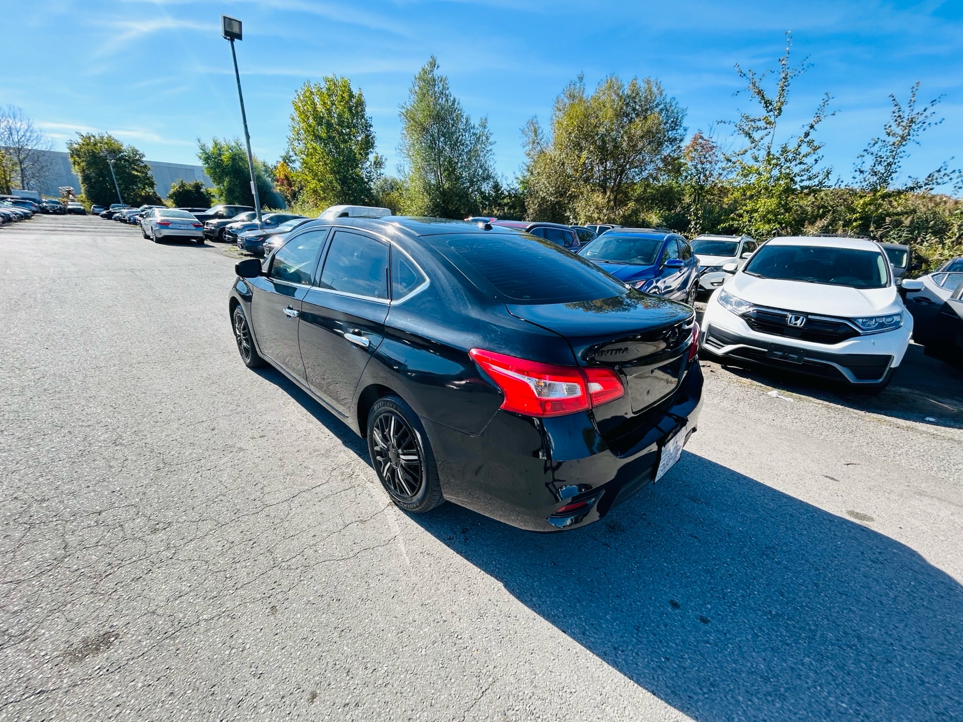 /hakimautosale/2018-Nissan-Sentra-7940605548750781.jpg