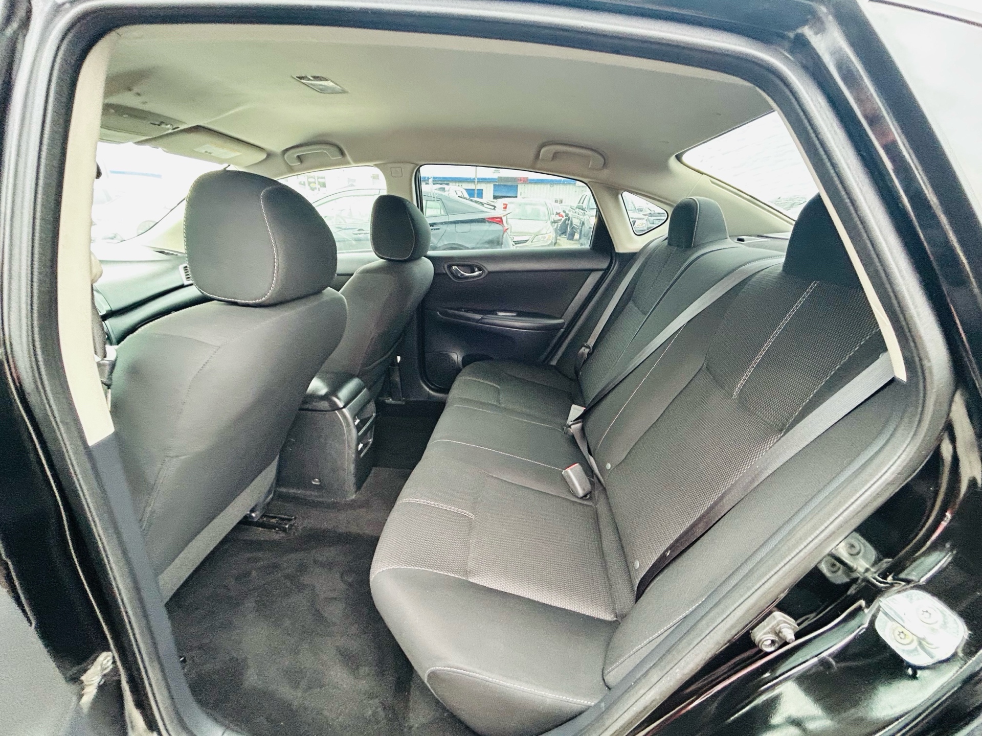 /hakimautosale/2018-Nissan-Sentra-8601011802590977.jpg