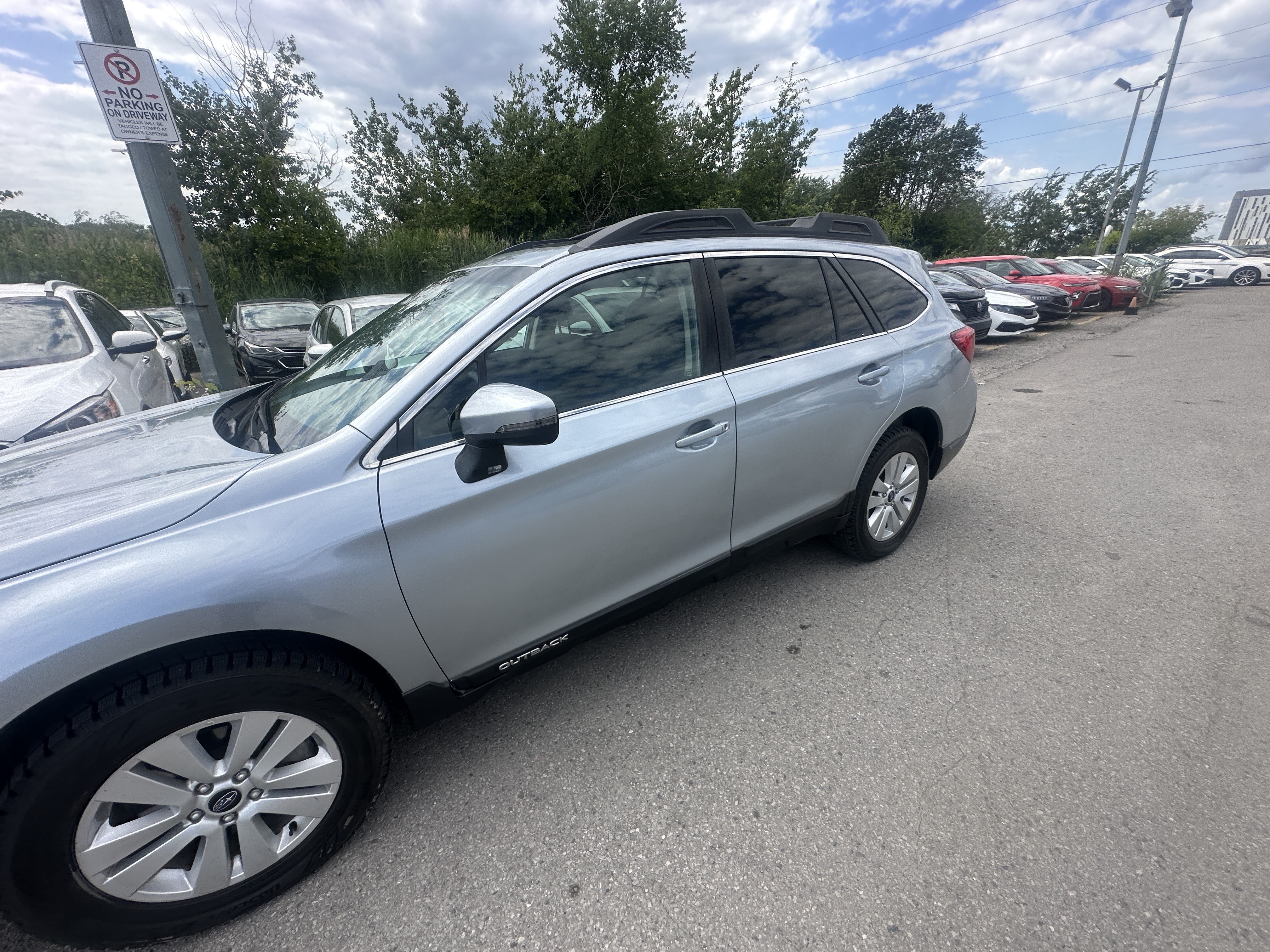 /hakimautosale/2018-Subaru-Outback-13825737093408264.jpg