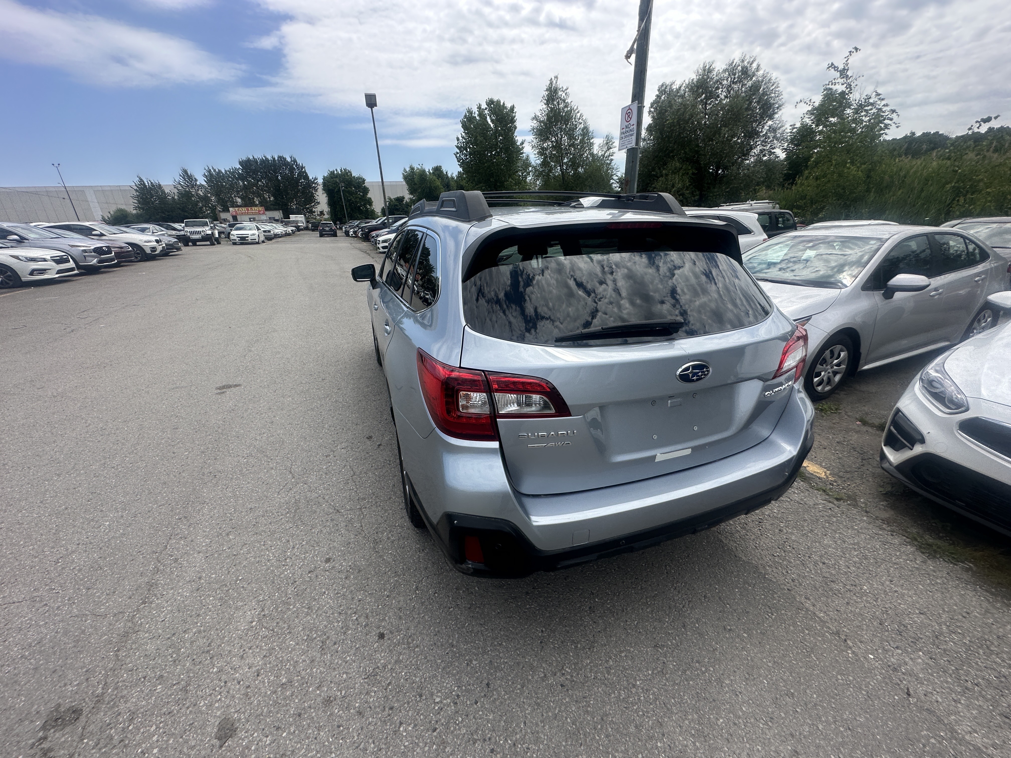 /hakimautosale/2018-Subaru-Outback-17852302350304172.jpg