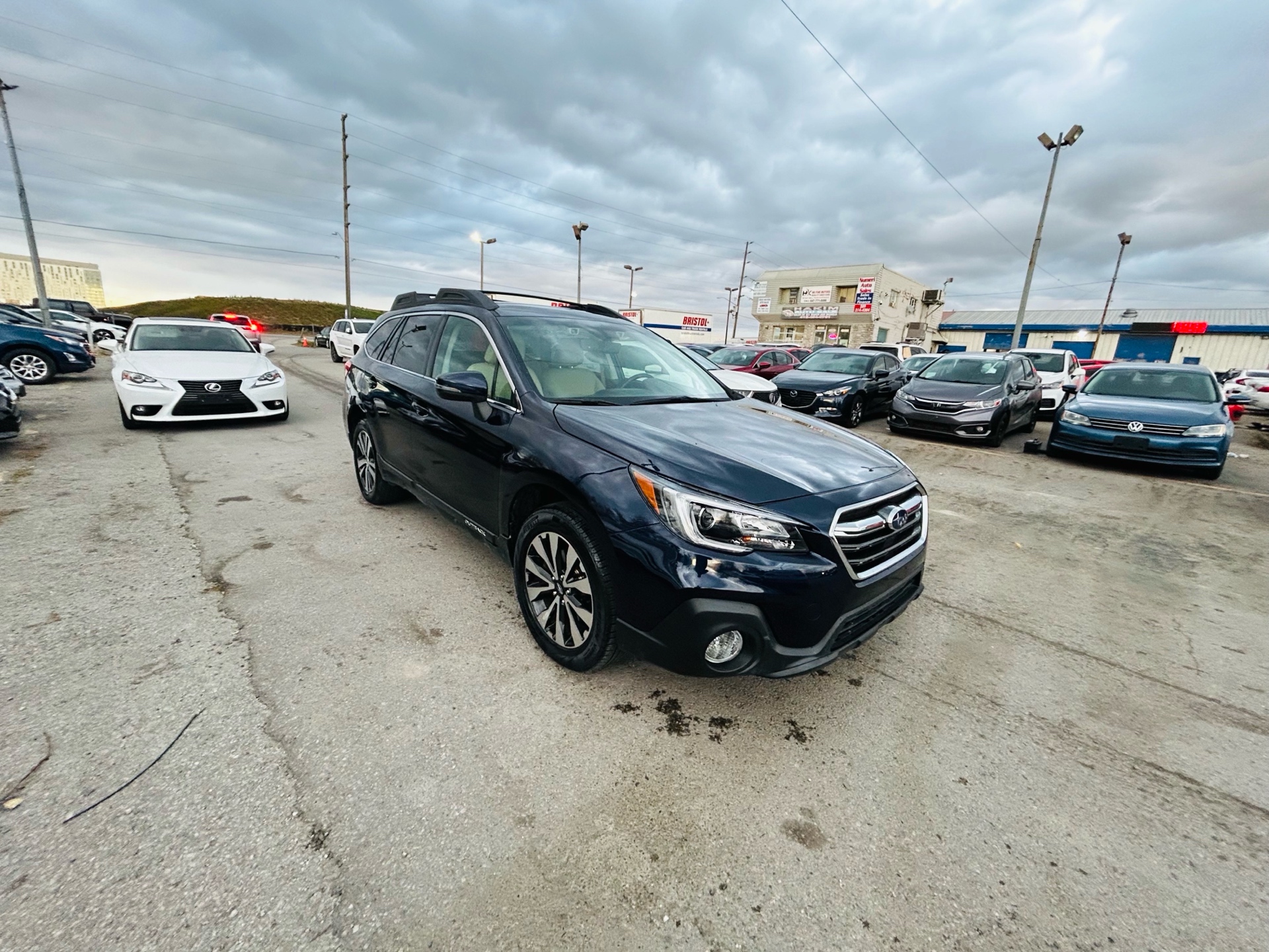 /hakimautosale/2018-Subaru-Outback-4923858655111988.jpg