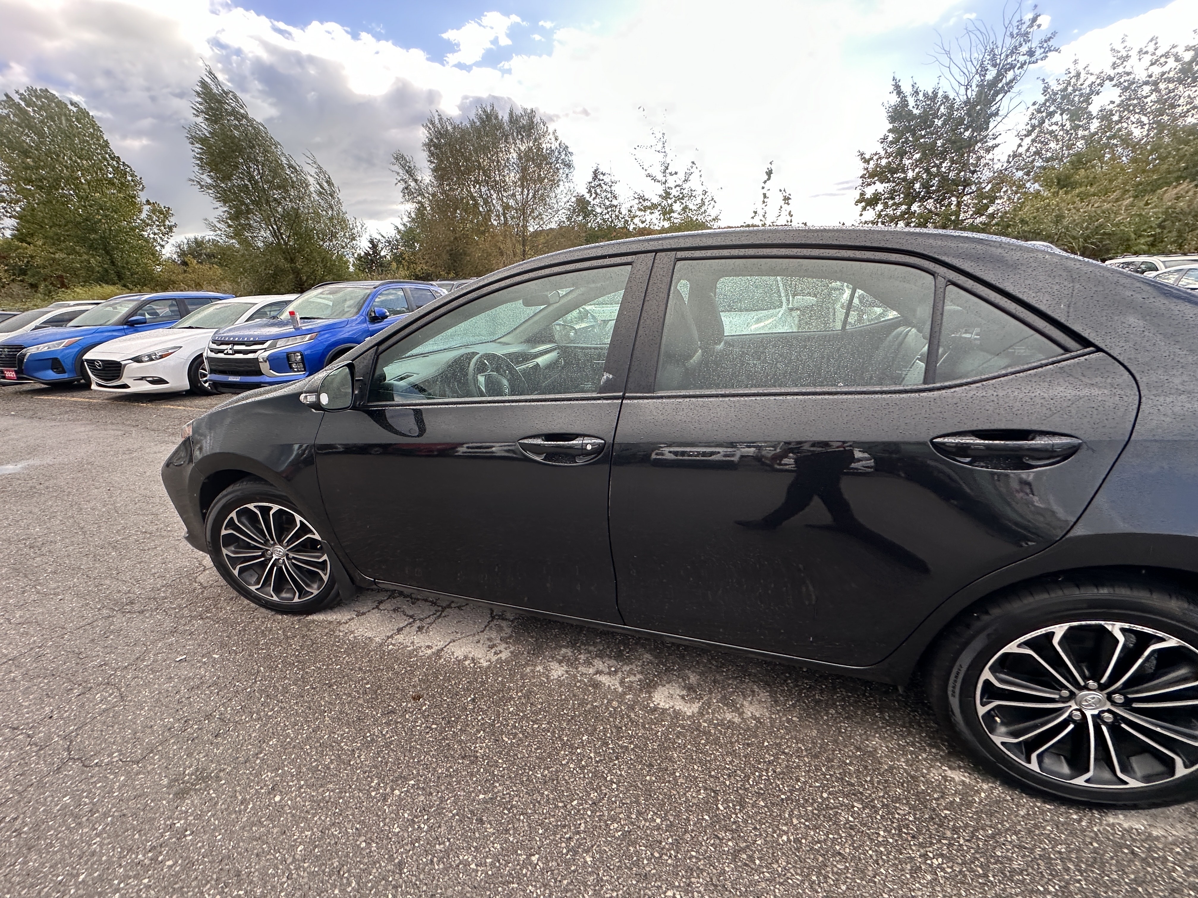 /hakimautosale/2018-Toyota-Corolla-2841786191697566.jpg