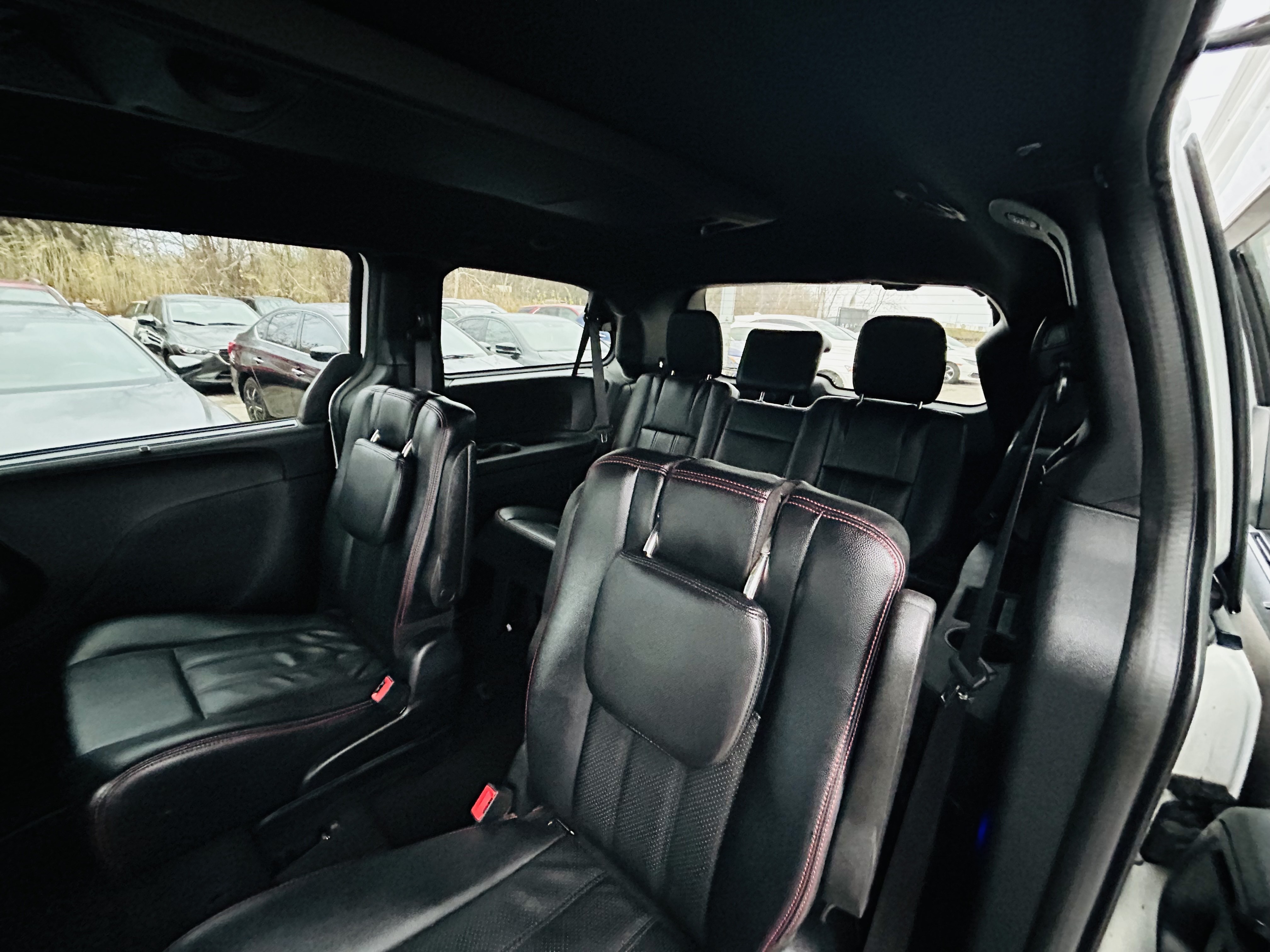 /hakimautosale/2019-Dodge-GrandCaravan-22383074088695487.jpg