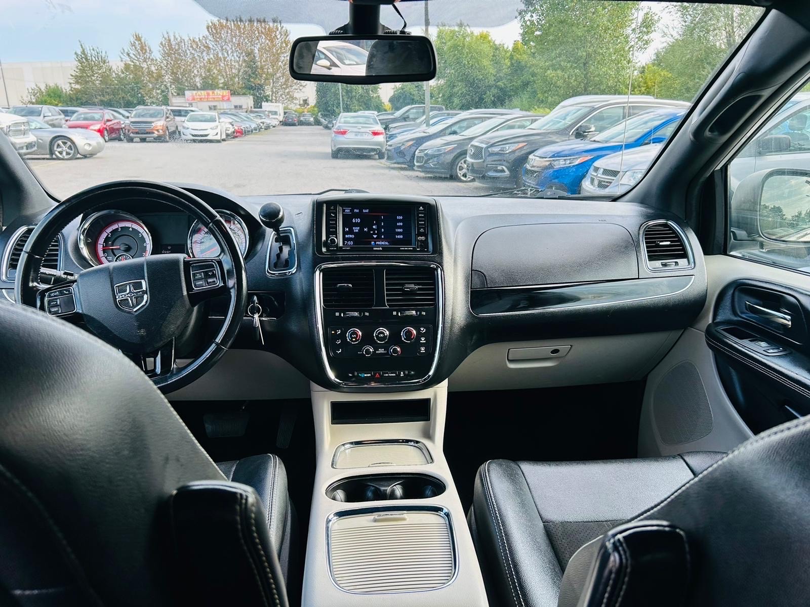/hakimautosale/2019-Dodge-GrandCaravan-2563944936499256.jpg