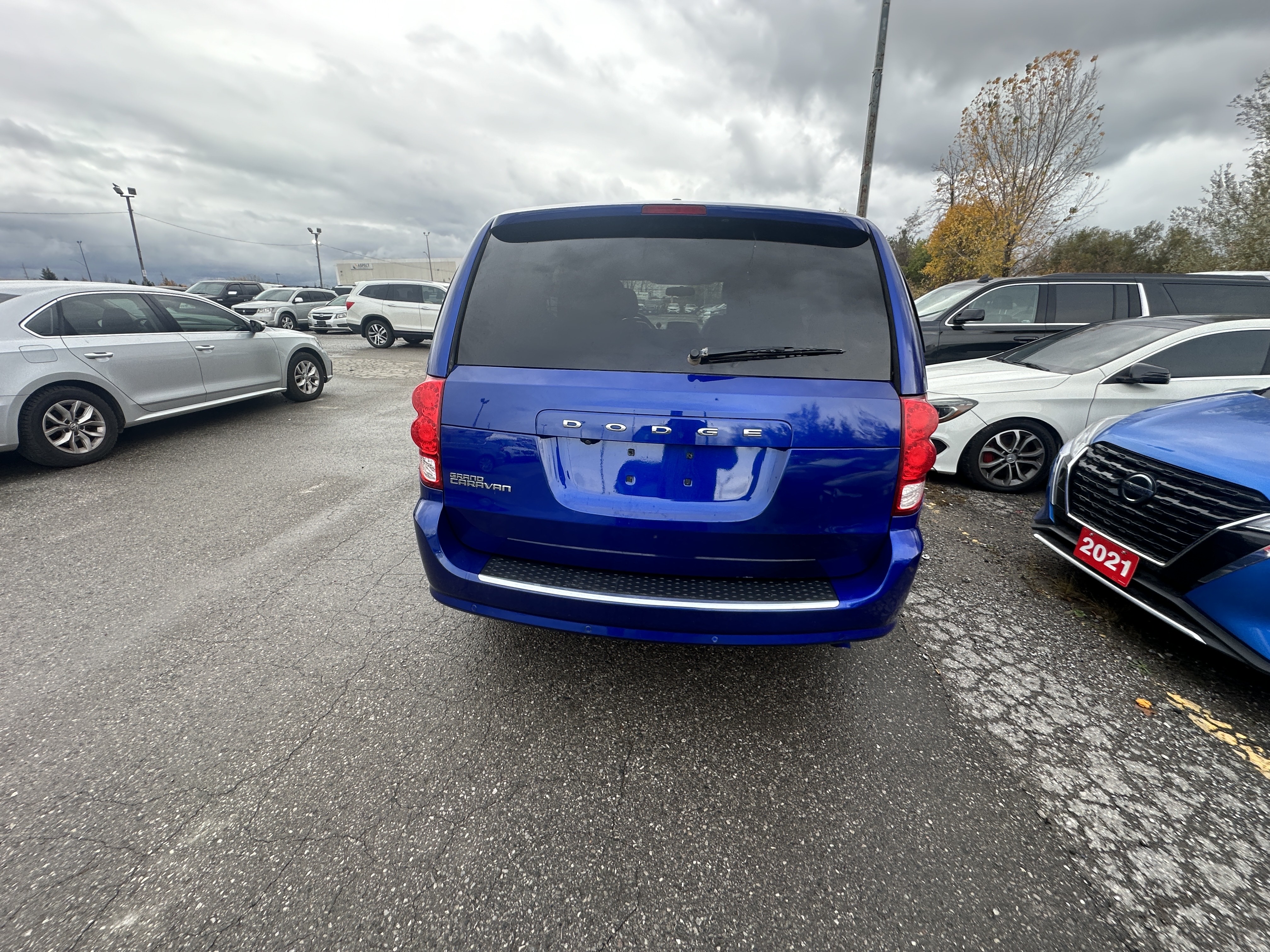 /hakimautosale/2019-Dodge-GrandCaravan-43768659170672786.jpg