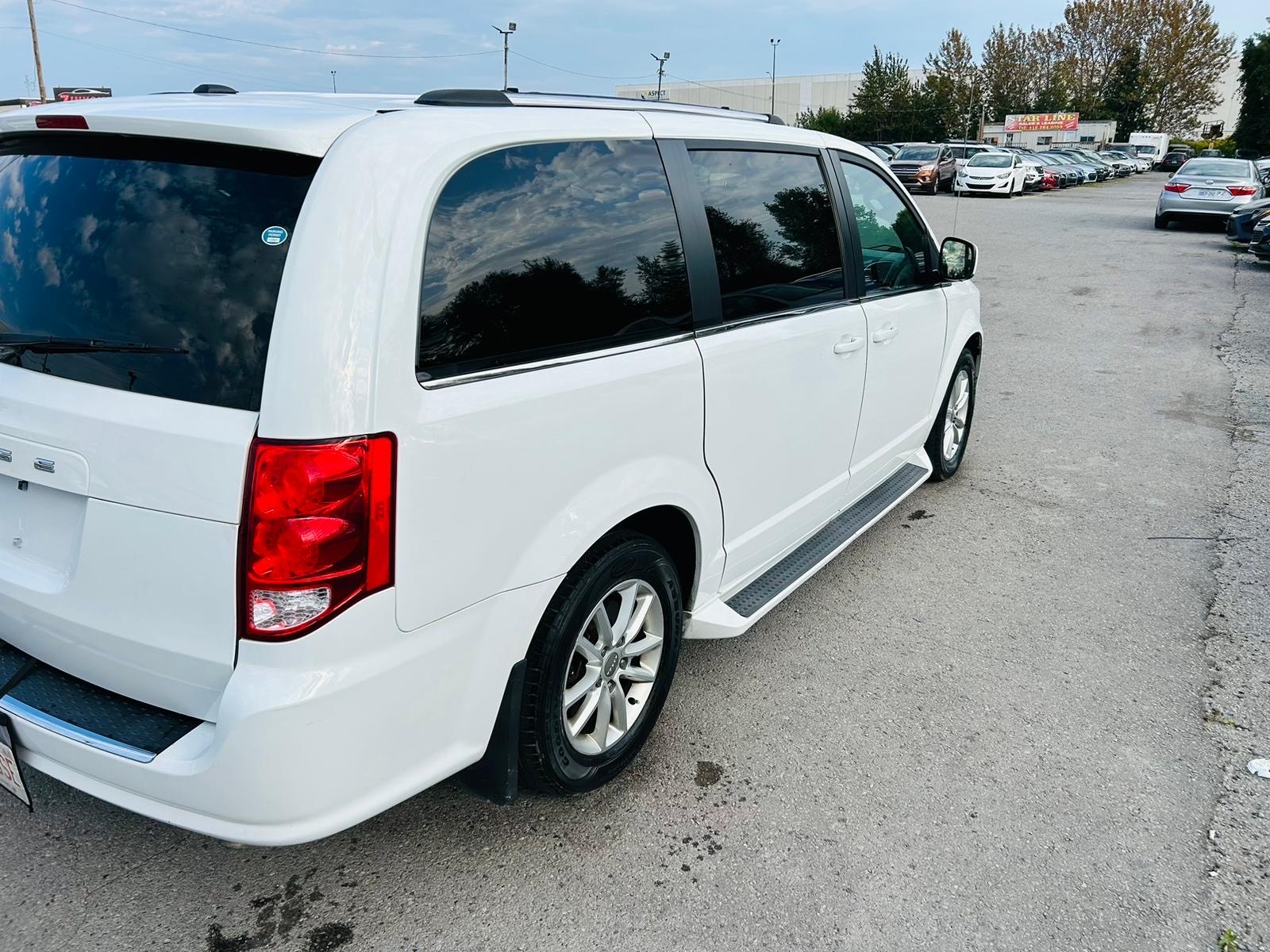 /hakimautosale/2019-Dodge-GrandCaravan-44146653765033794.jpg