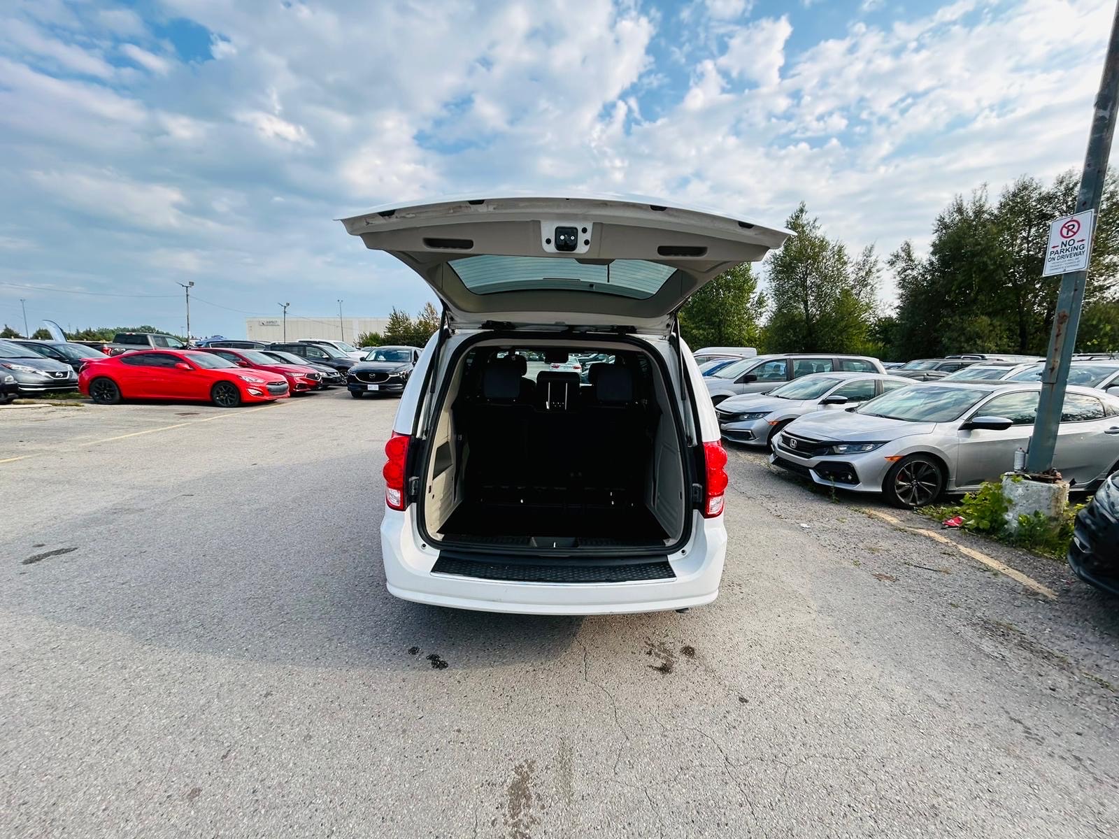 /hakimautosale/2019-Dodge-GrandCaravan-47344556558878503.jpg