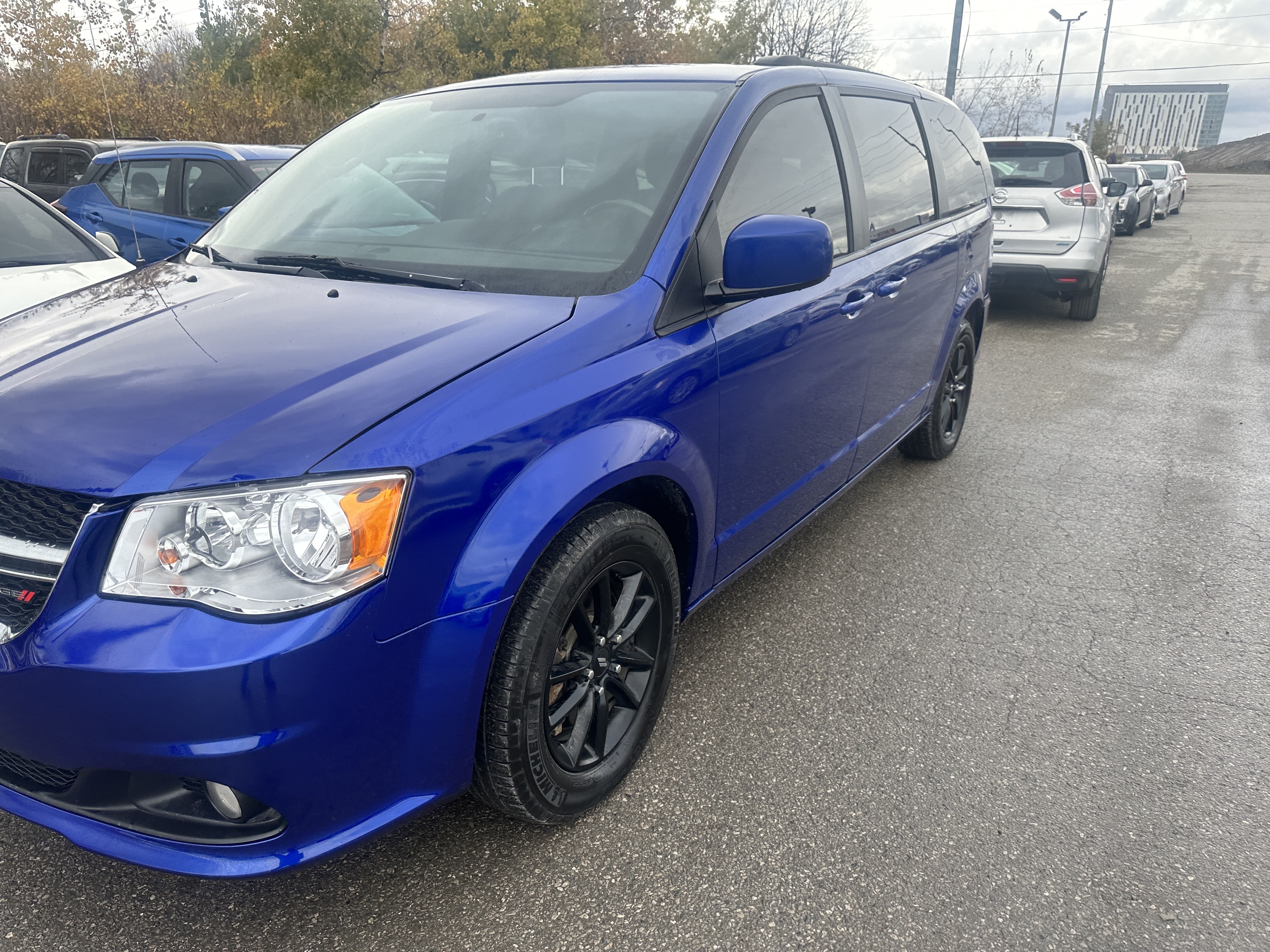 /hakimautosale/2019-Dodge-GrandCaravan-4751179686477862.jpg
